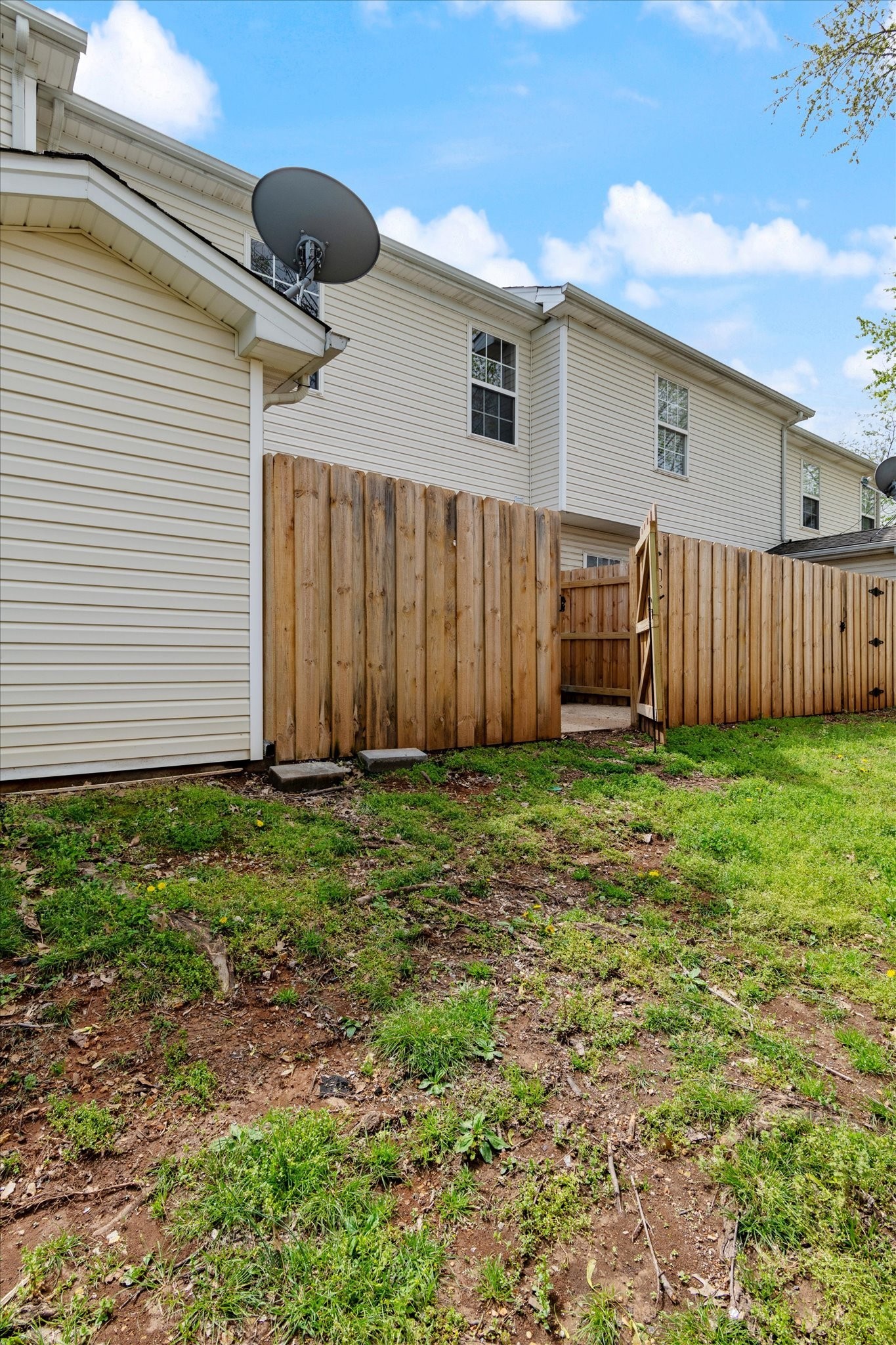 304 Arapaho Dr