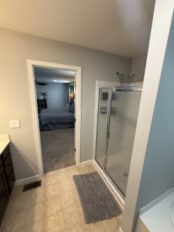 3121 Castleton Dr