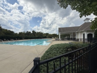 3121 Castleton Dr