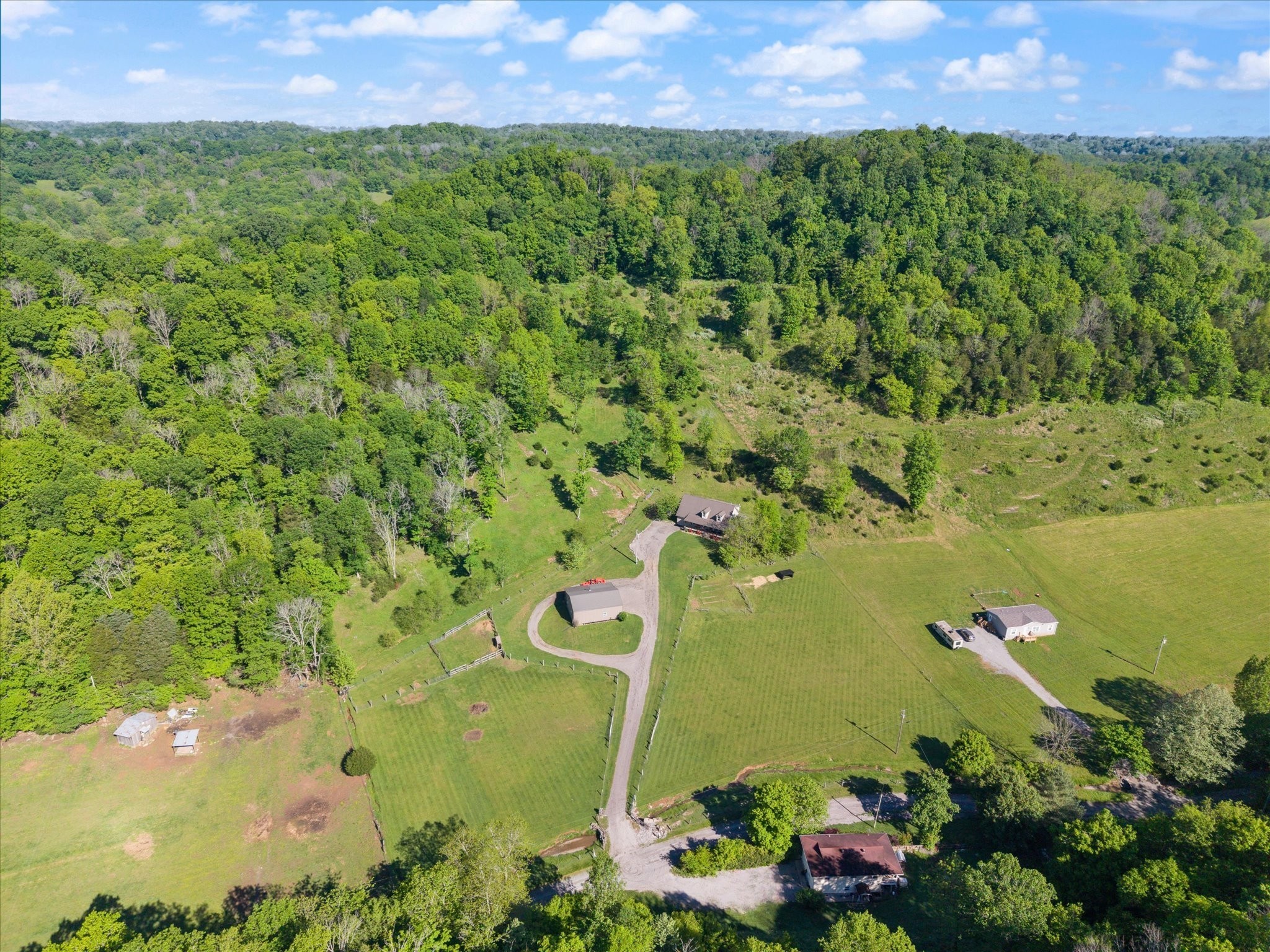 593 Gaulden Hollow Rd