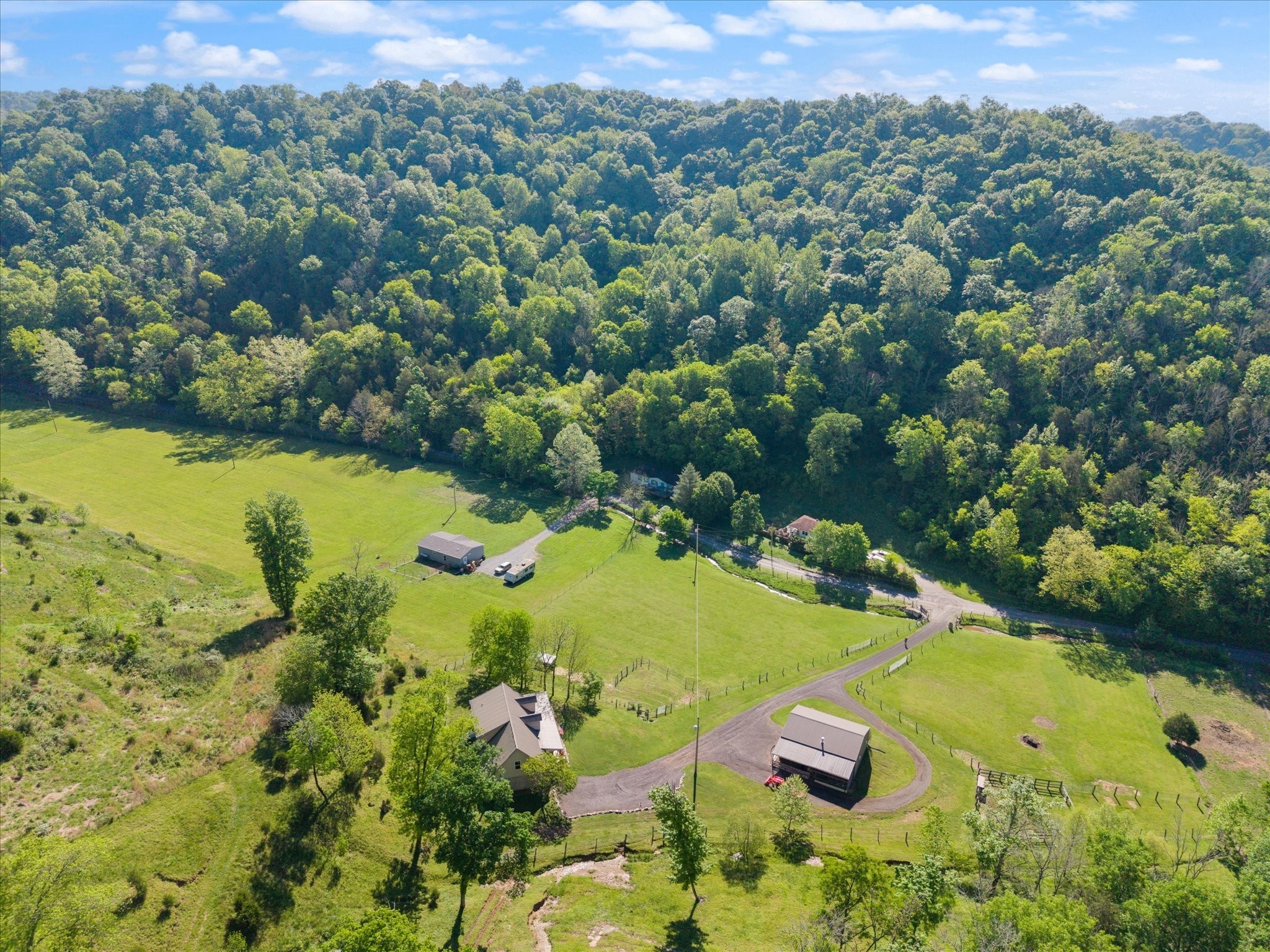 593 Gaulden Hollow Rd