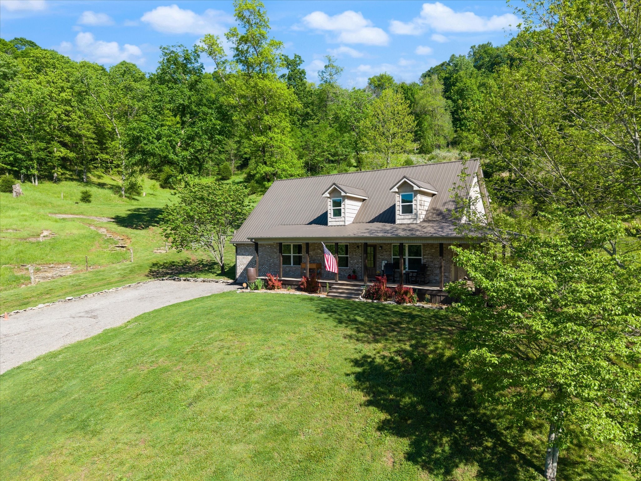 593 Gaulden Hollow Rd