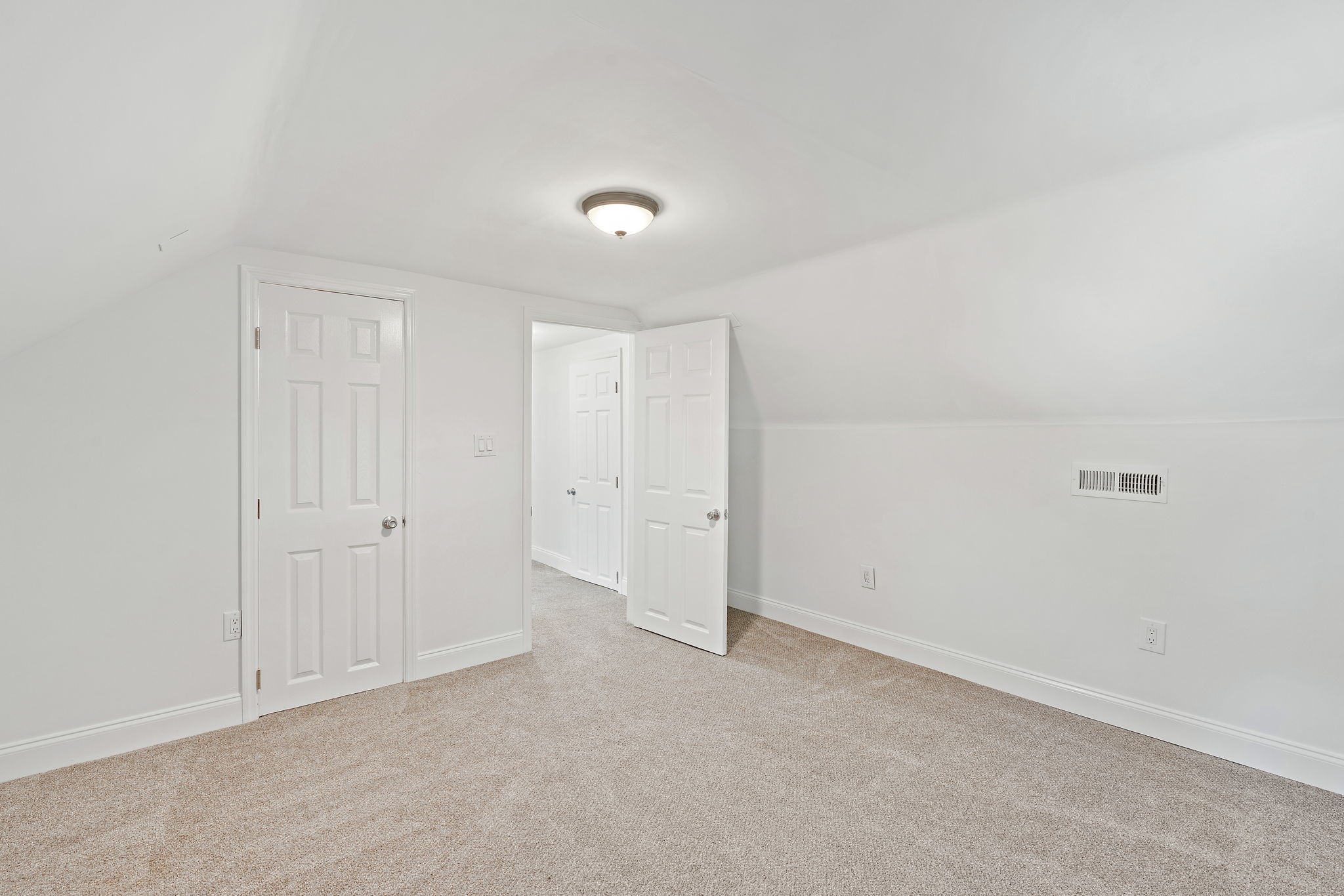 2614 Flamingo Dr