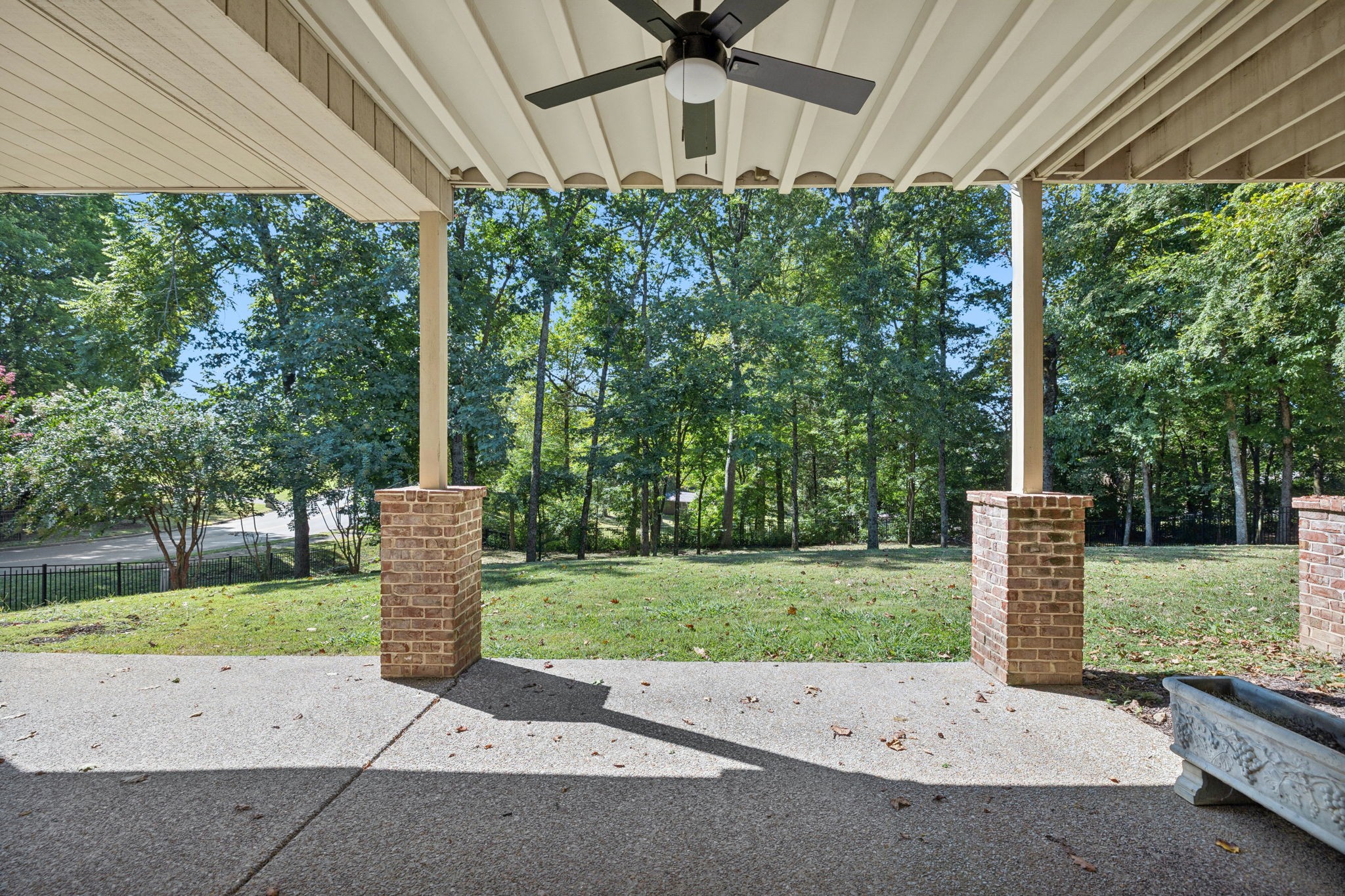 9619 Deer Track Ct