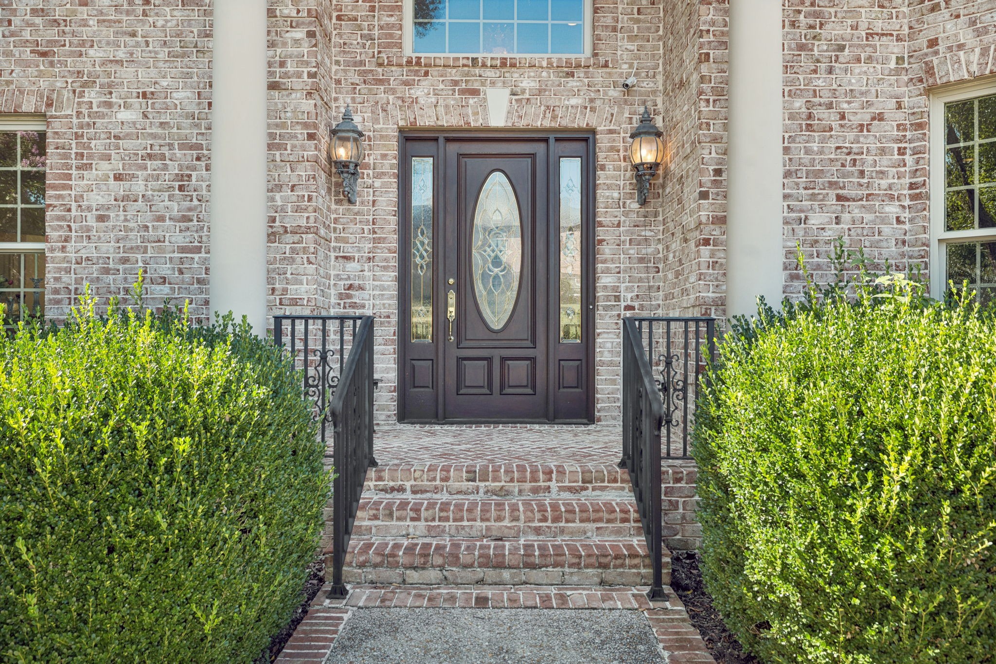 9619 Deer Track Ct
