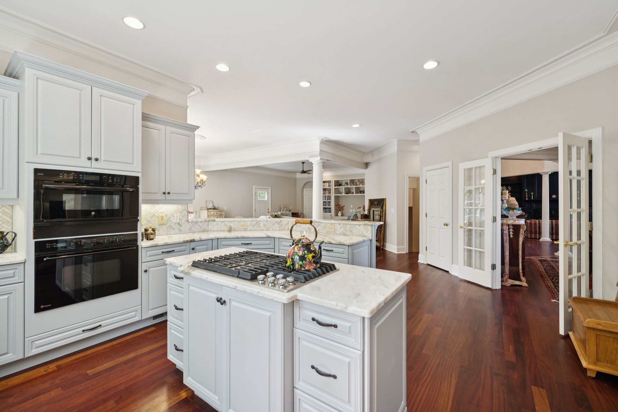 9619 Deer Track Ct