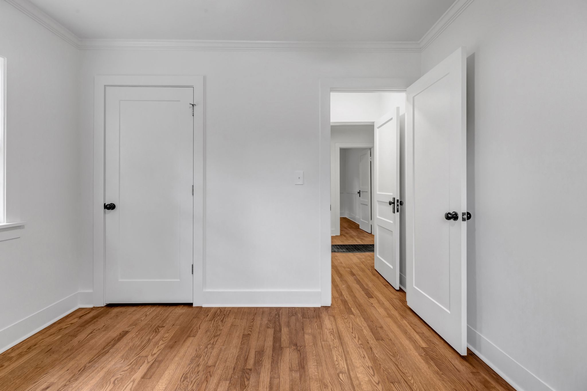 114 S Hancock St