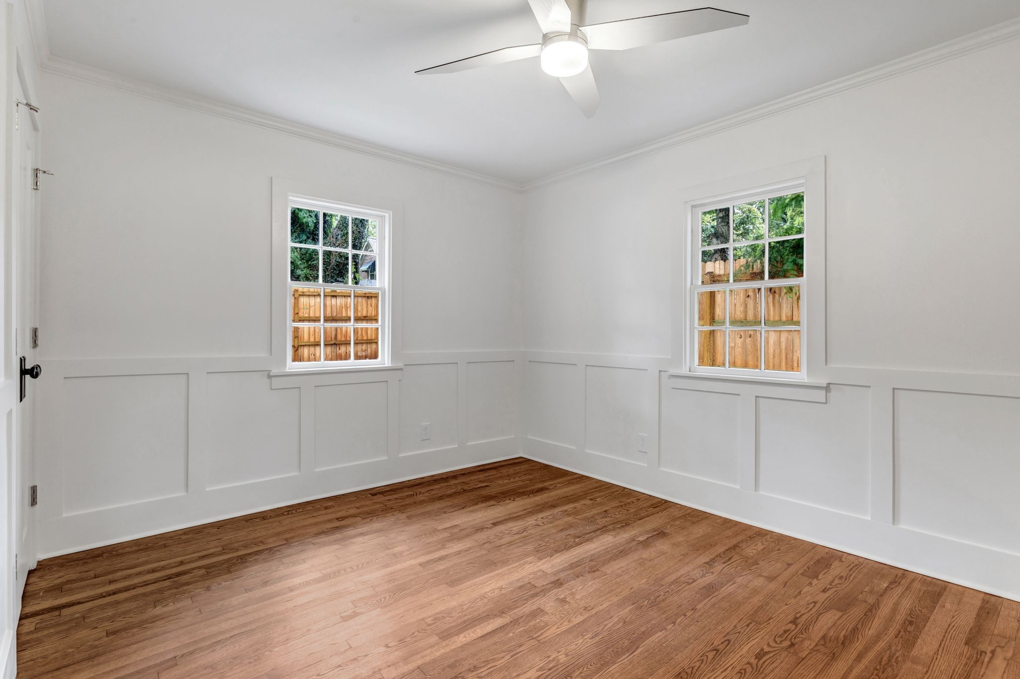 114 S Hancock St