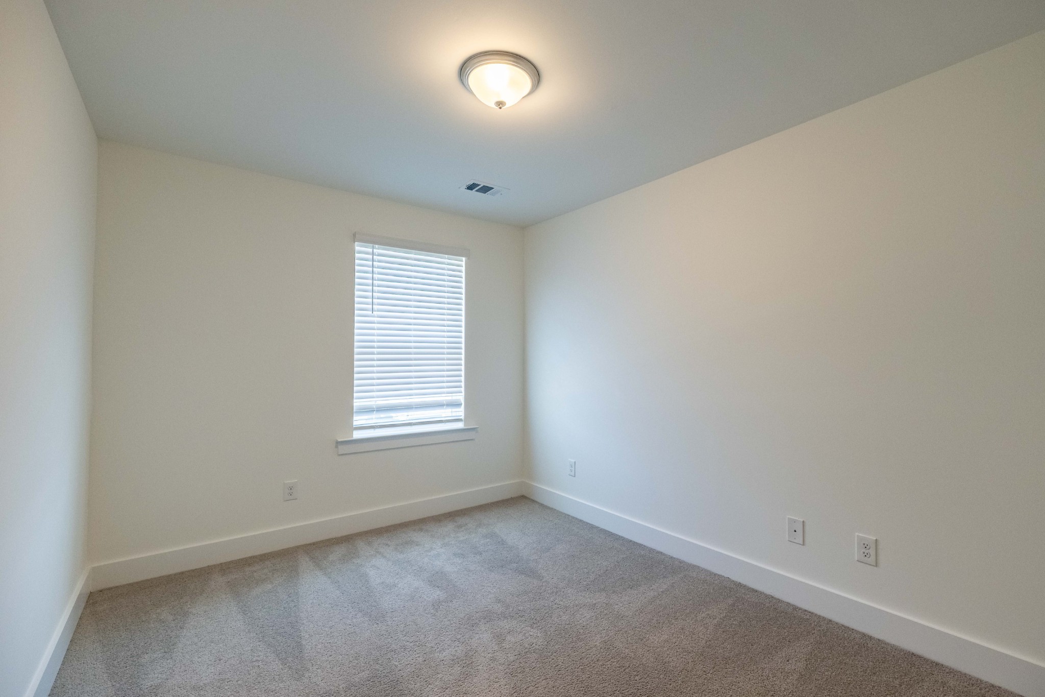 1032 Sweetleaf Dr