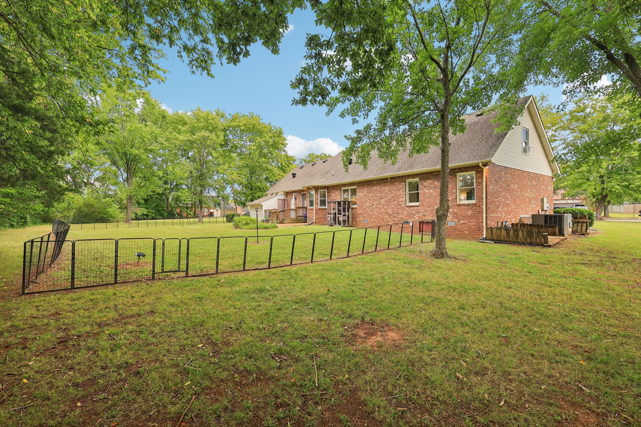 2635 Chase Ln