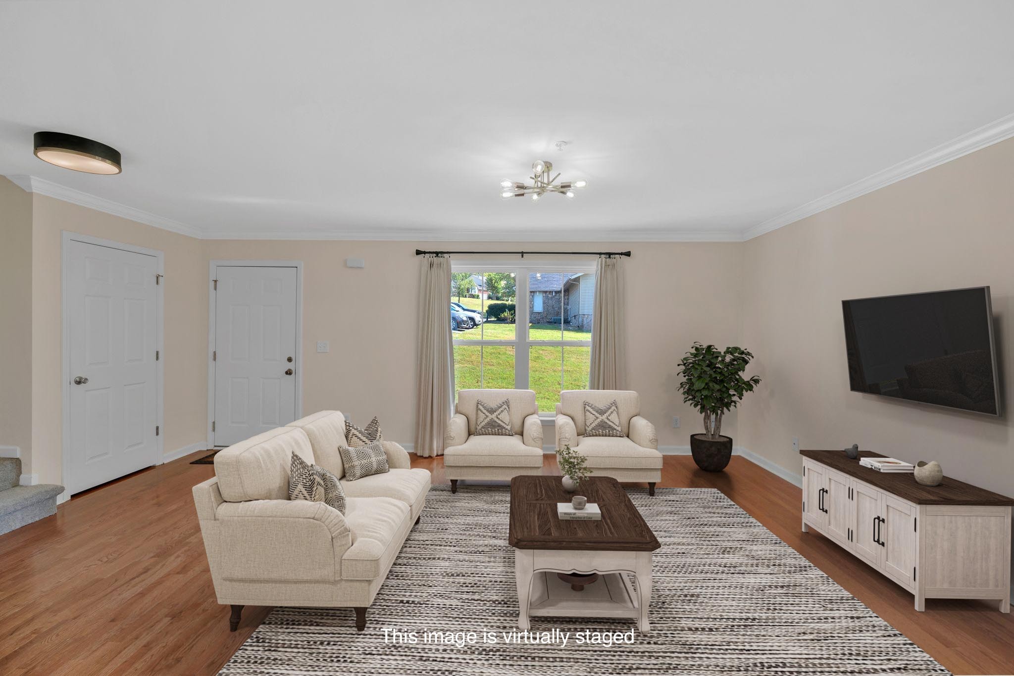 702 Vineland Ct