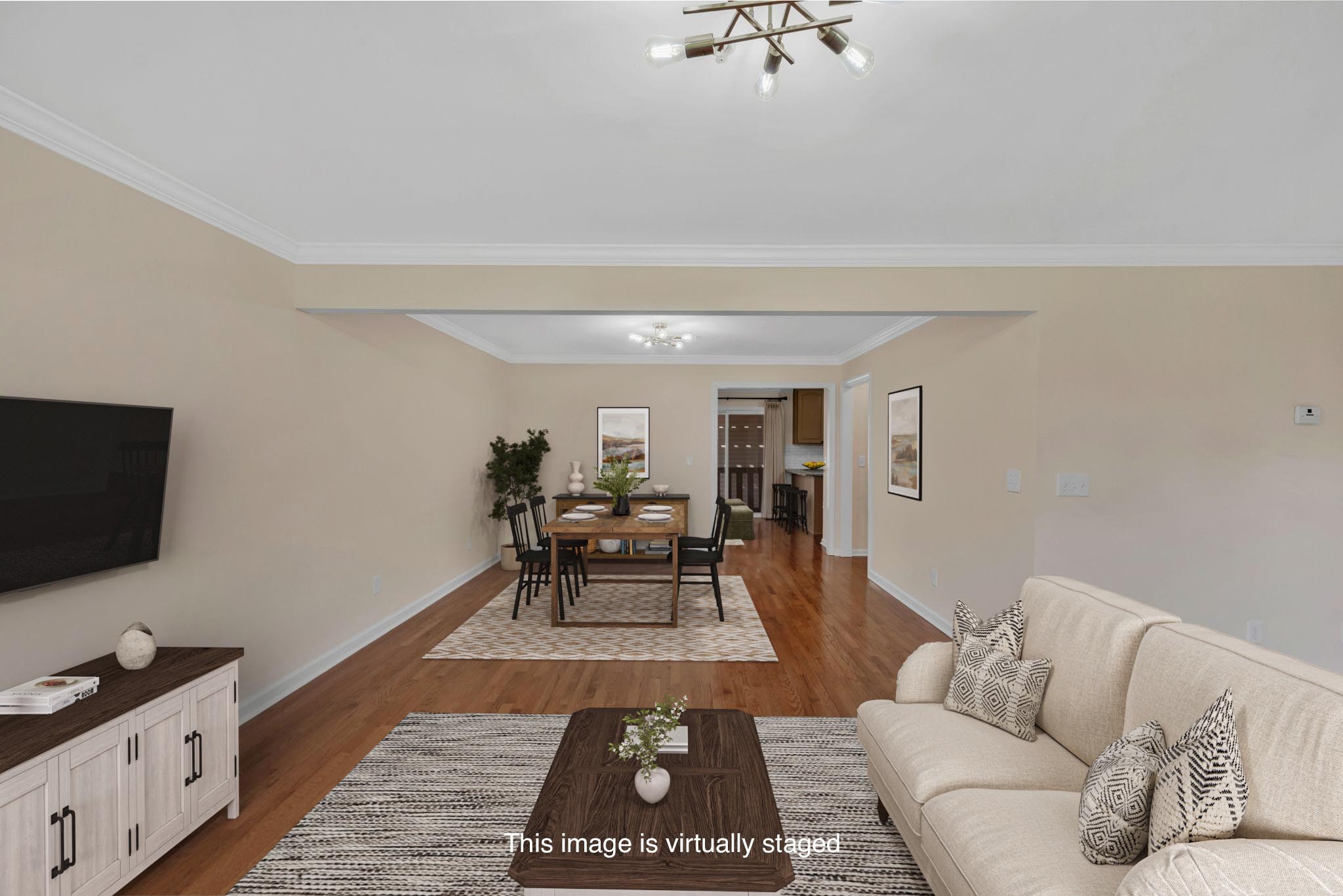 702 Vineland Ct
