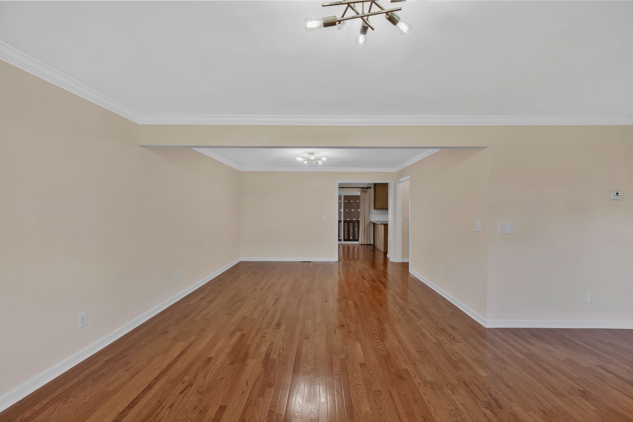 702 Vineland Ct