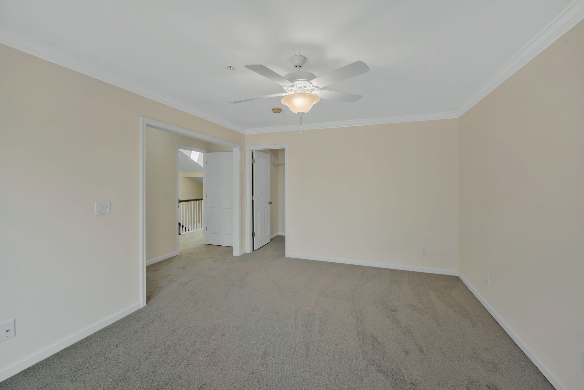 702 Vineland Ct