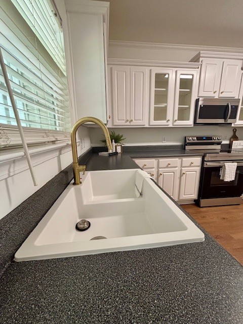 1101 Downs Blvd Unit: B101
