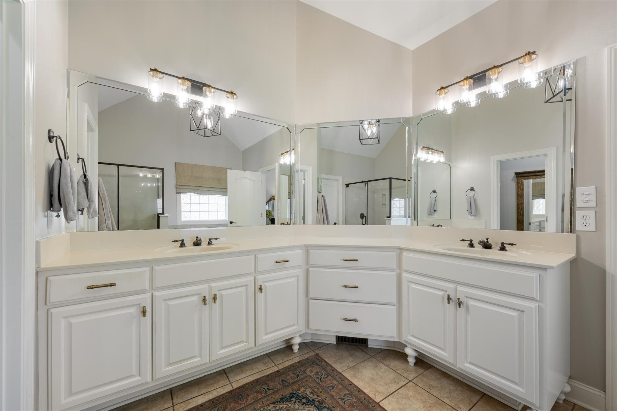 108 Fontana Ct