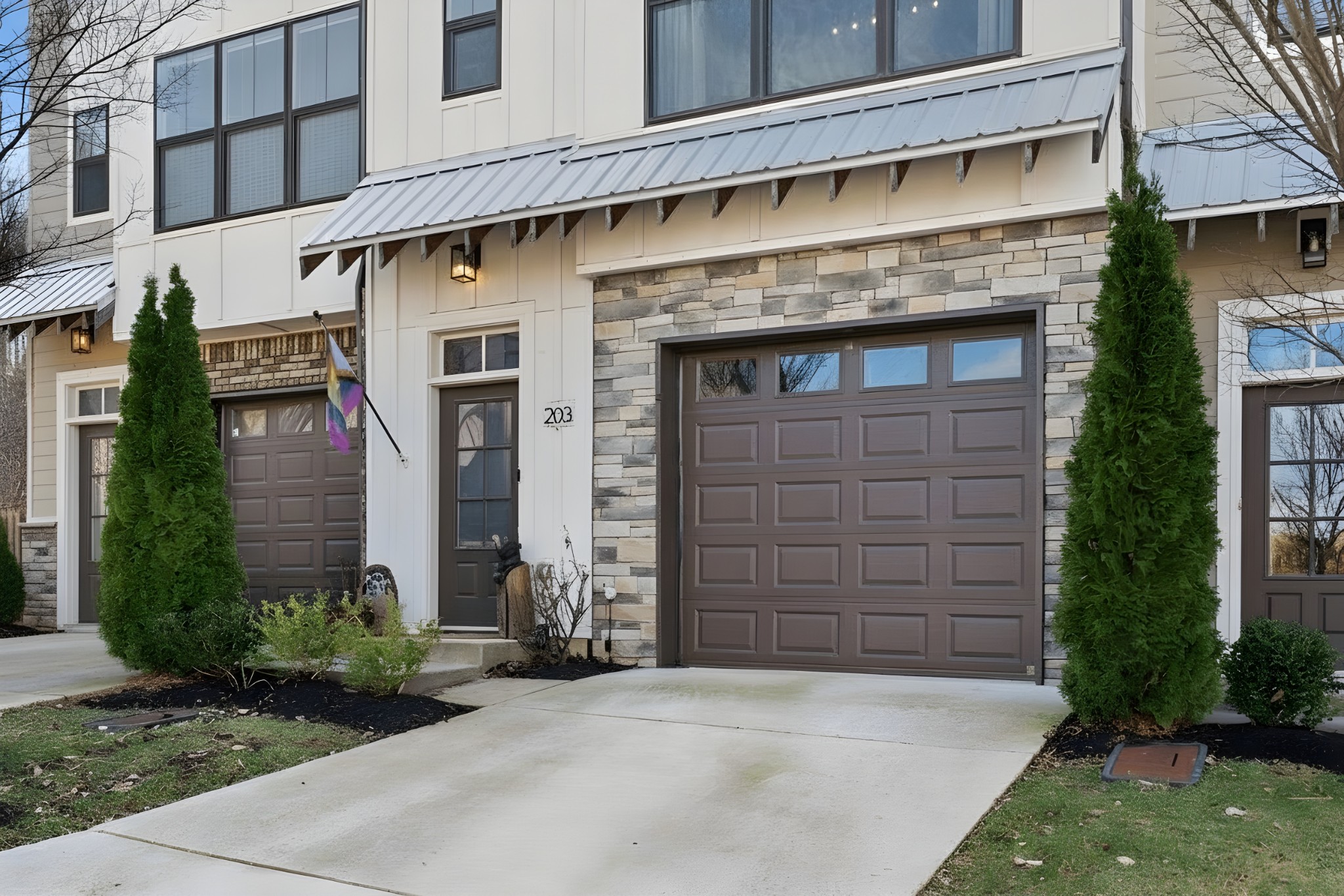 203 Stonecrest Cir