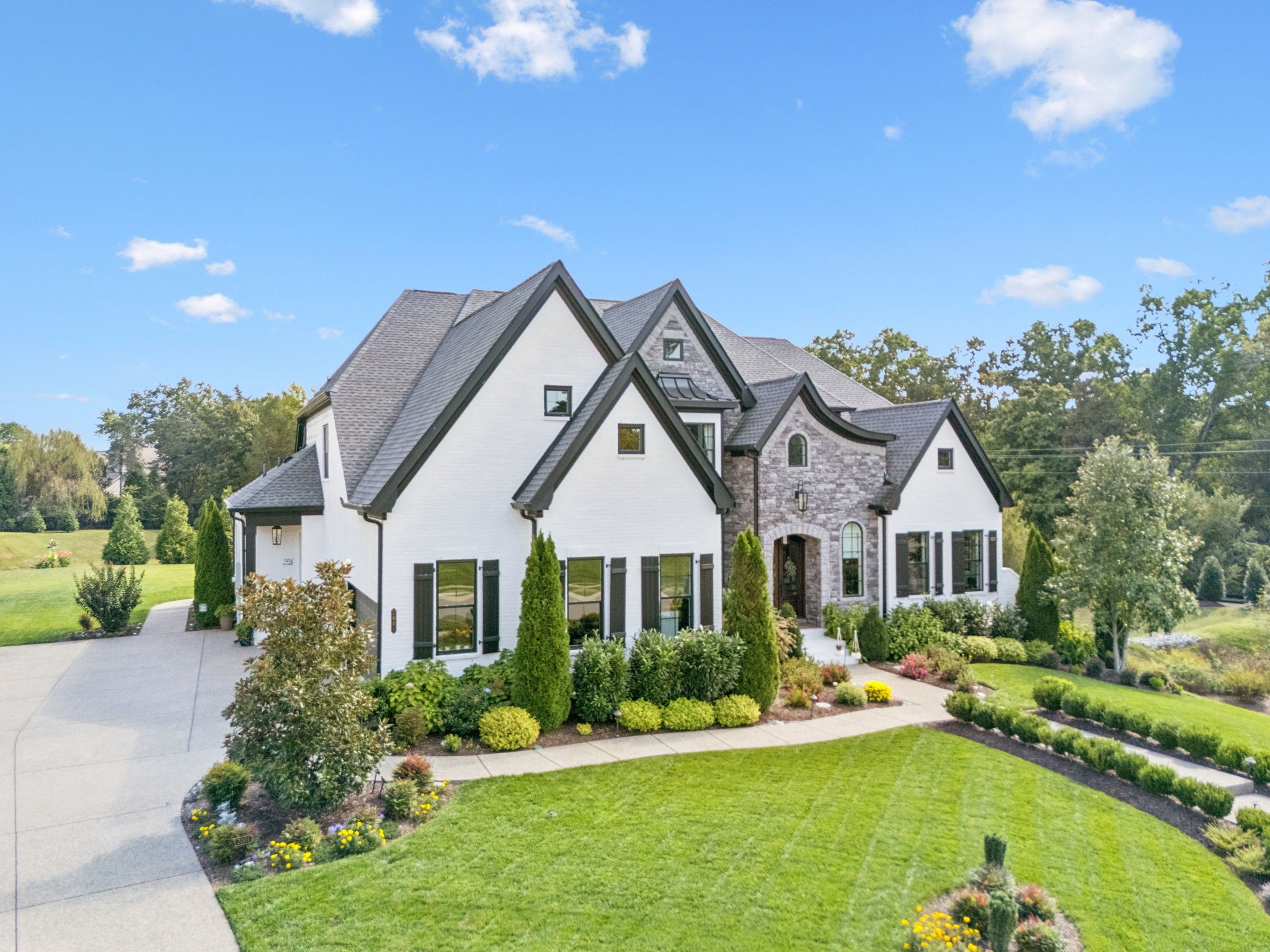 2001 Kingsbarns Dr