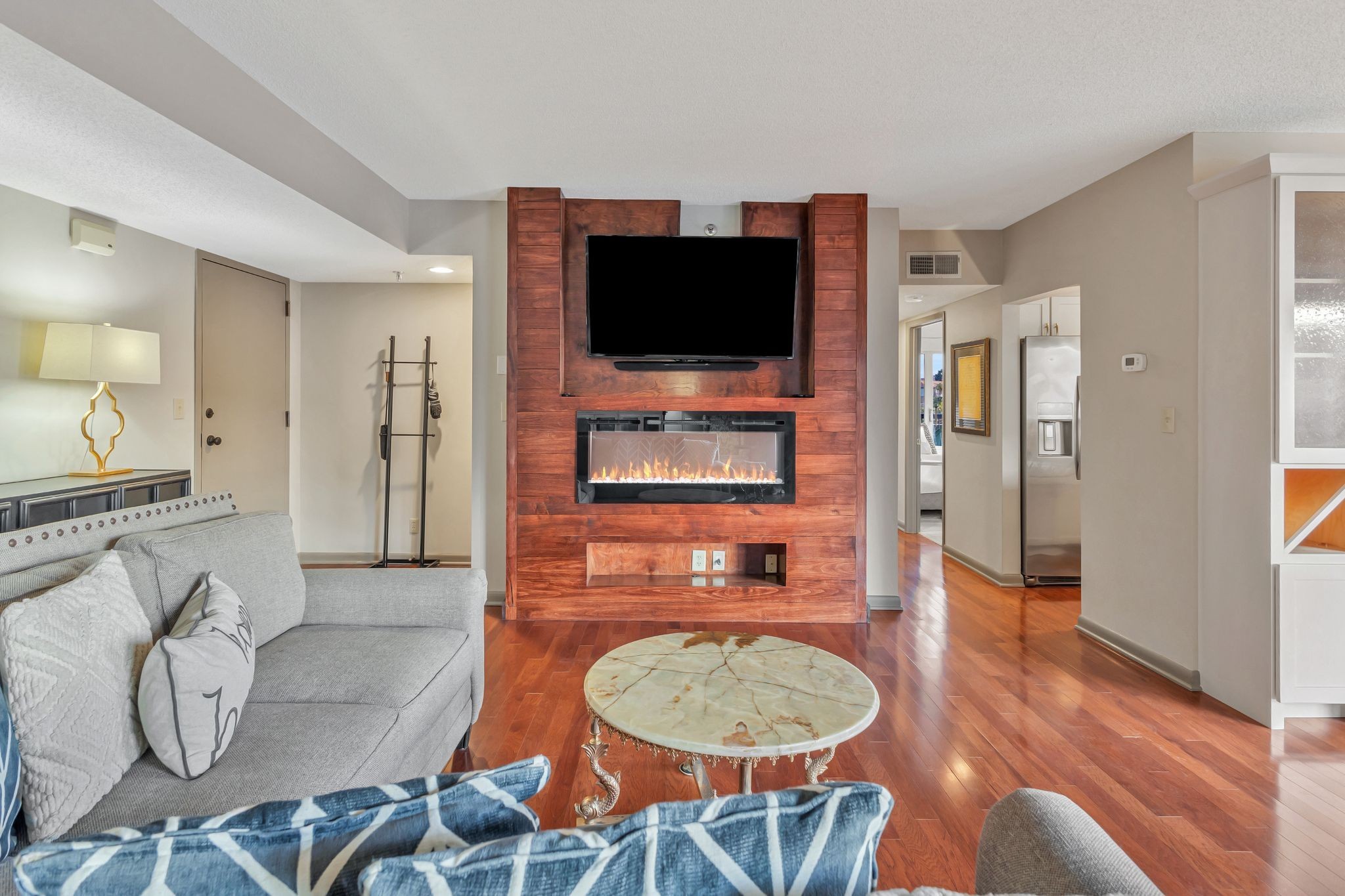 900 19th Ave, S Unit: 708