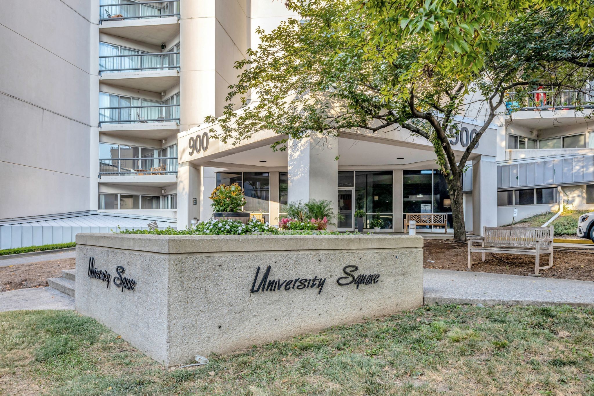 900 19th Ave, S Unit: 708