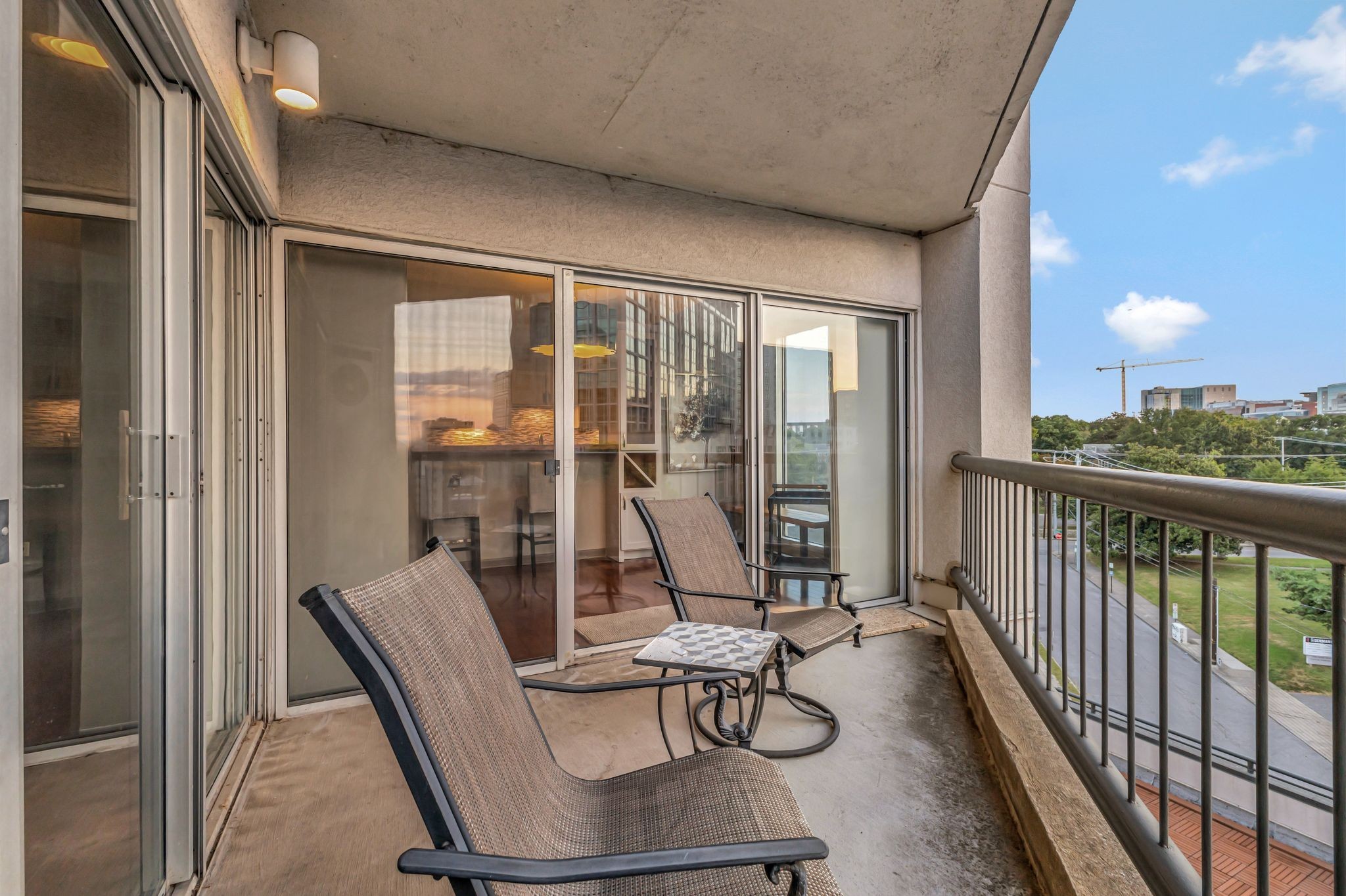 900 19th Ave, S Unit: 708