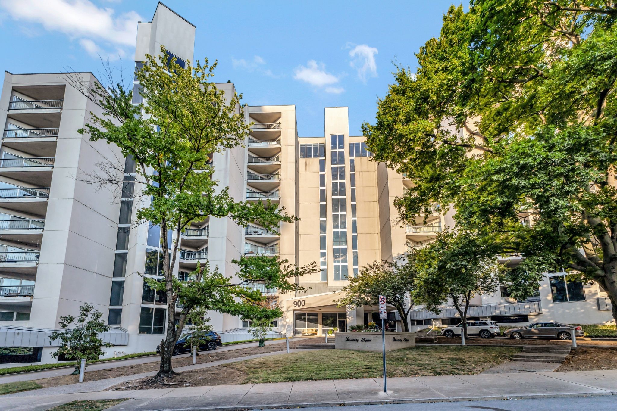 900 19th Ave, S Unit: 708