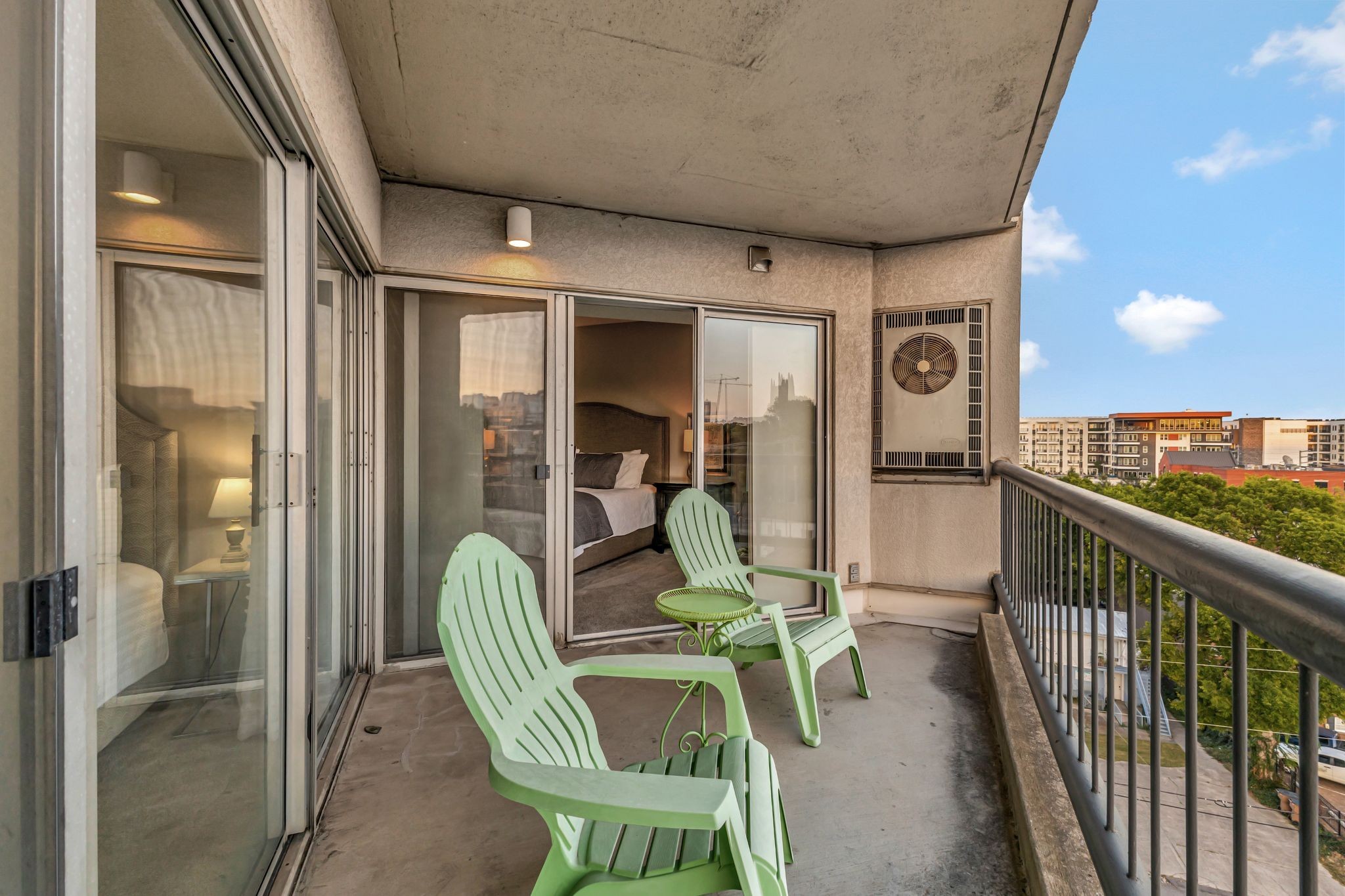 900 19th Ave, S Unit: 708