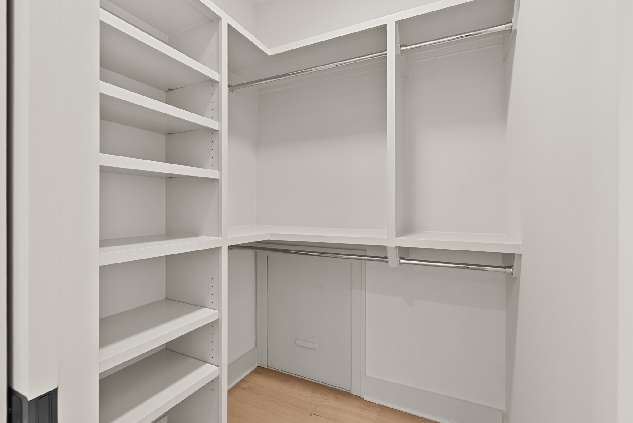 8105 Turning Point Dr