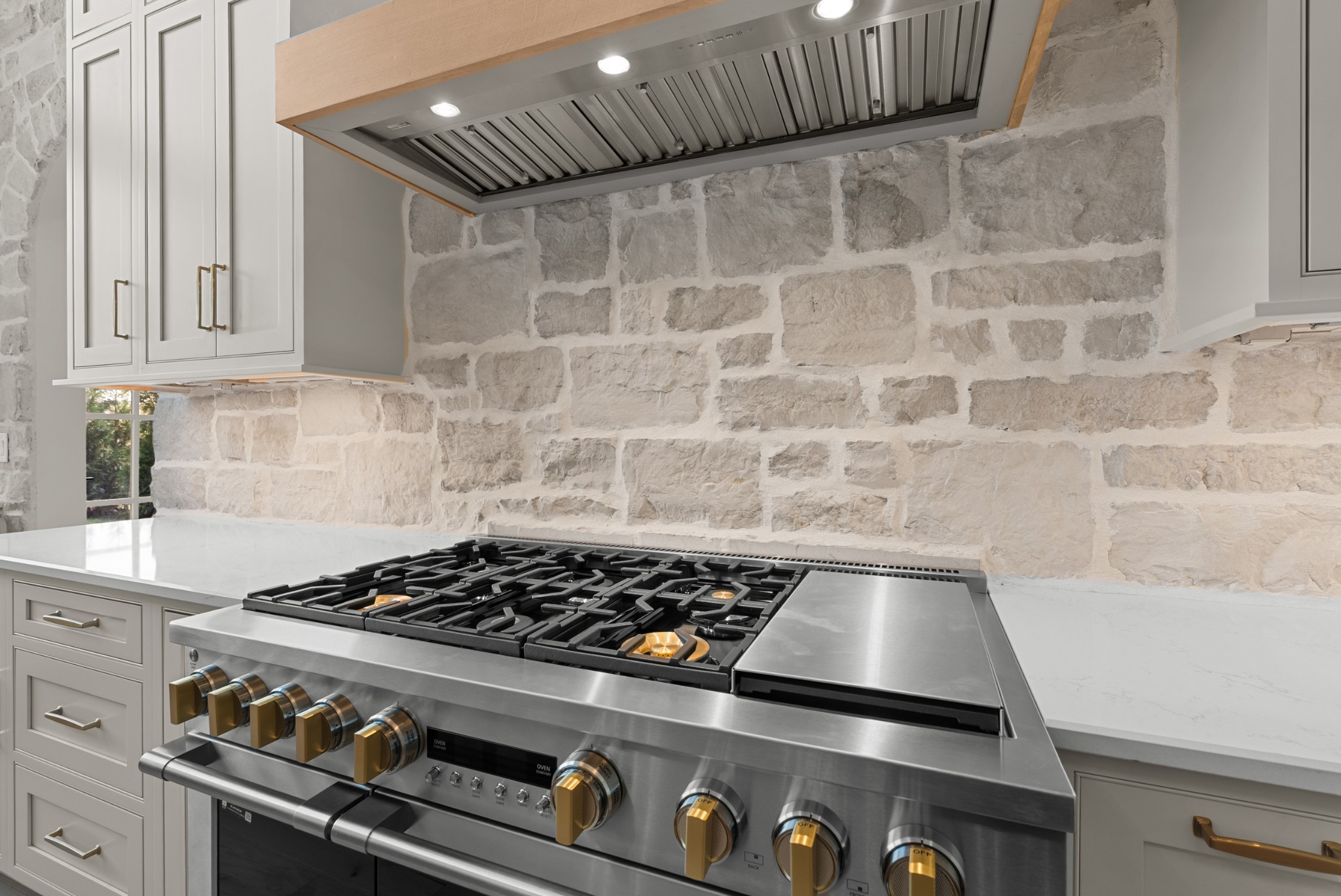 8105 Turning Point Dr