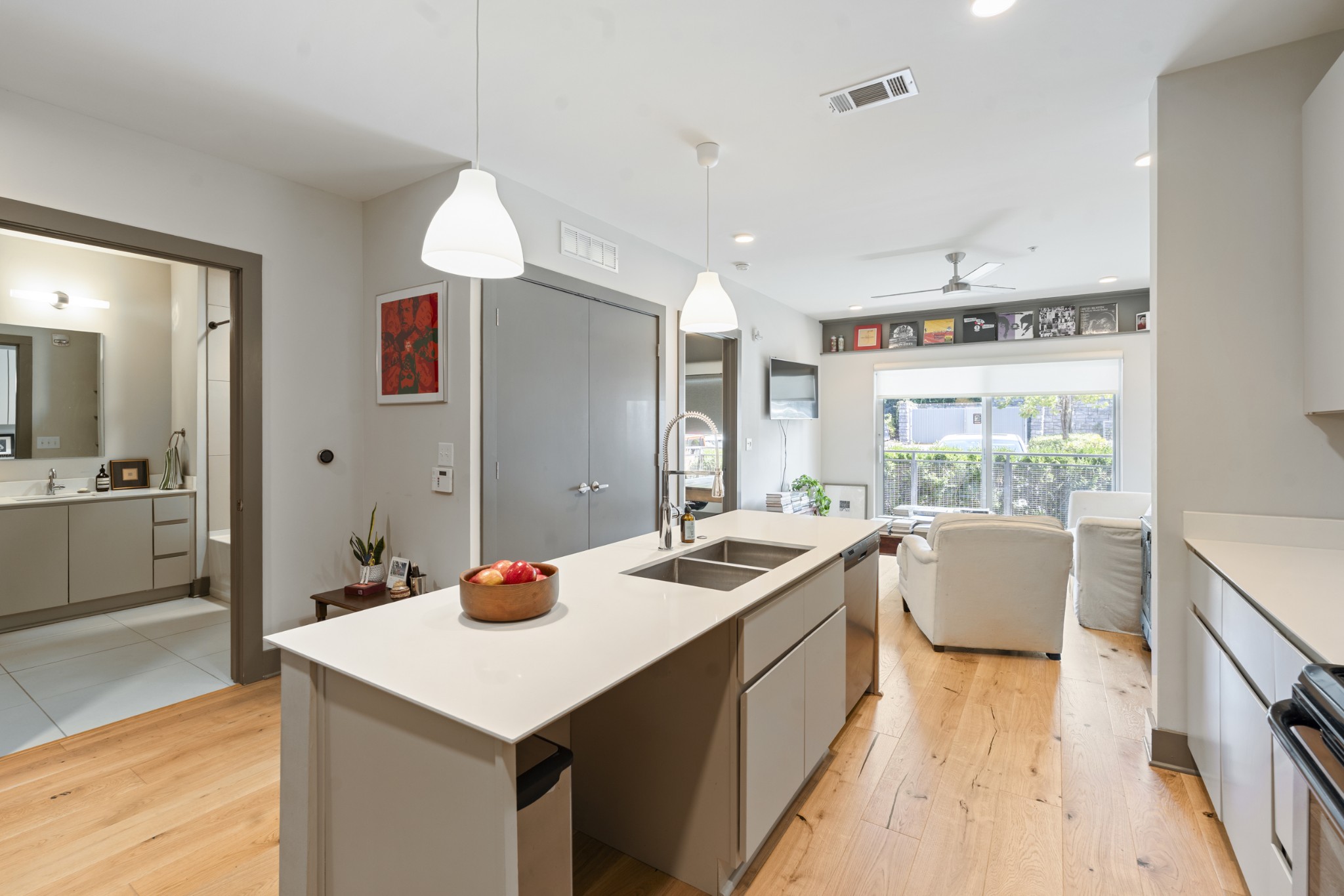 1260 Martin St Unit: 211