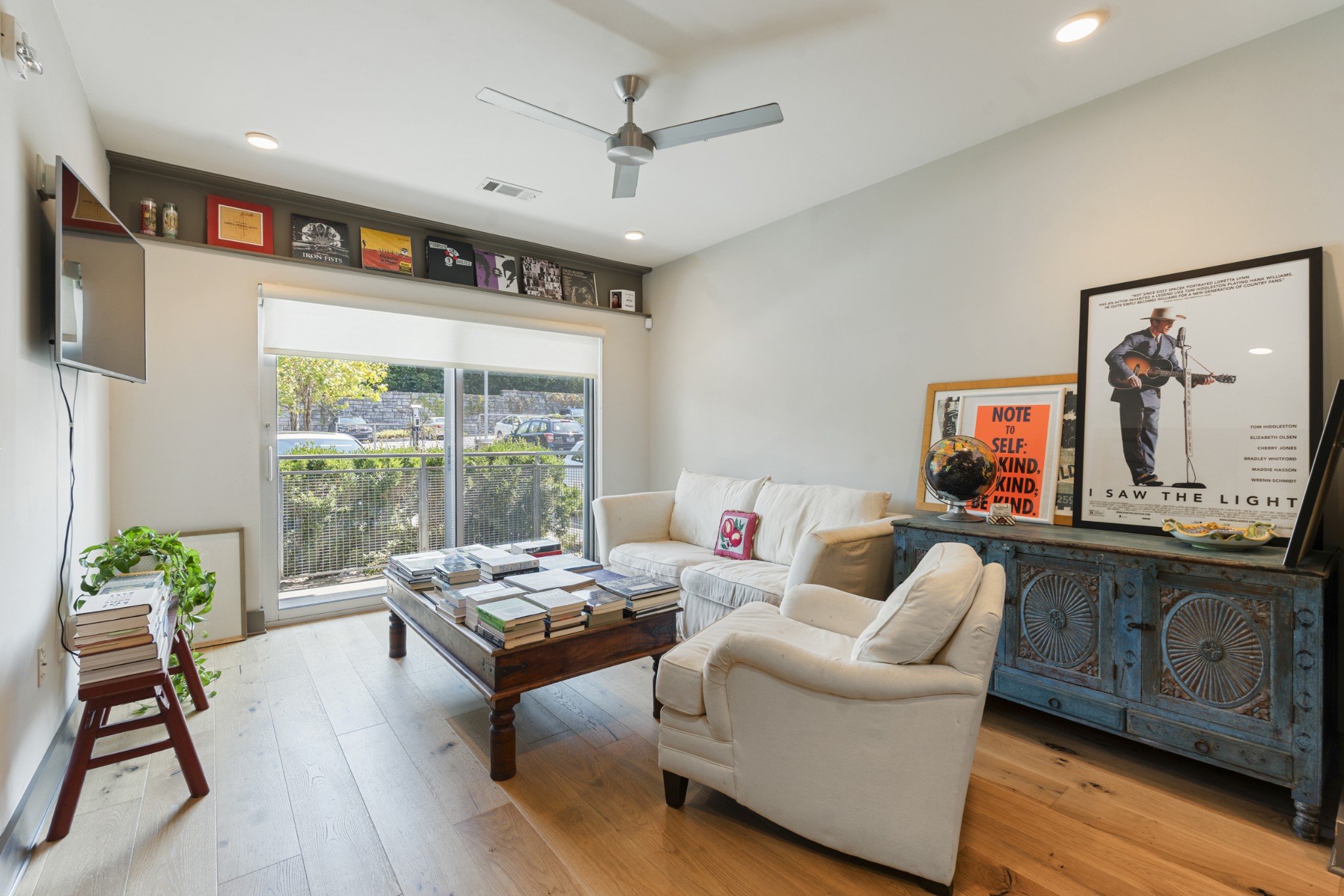 1260 Martin St Unit: 211