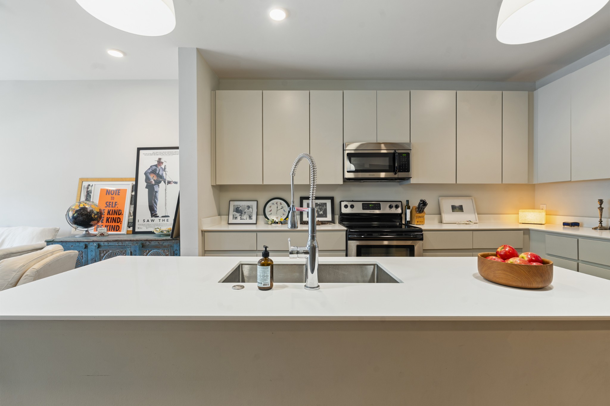 1260 Martin St Unit: 211