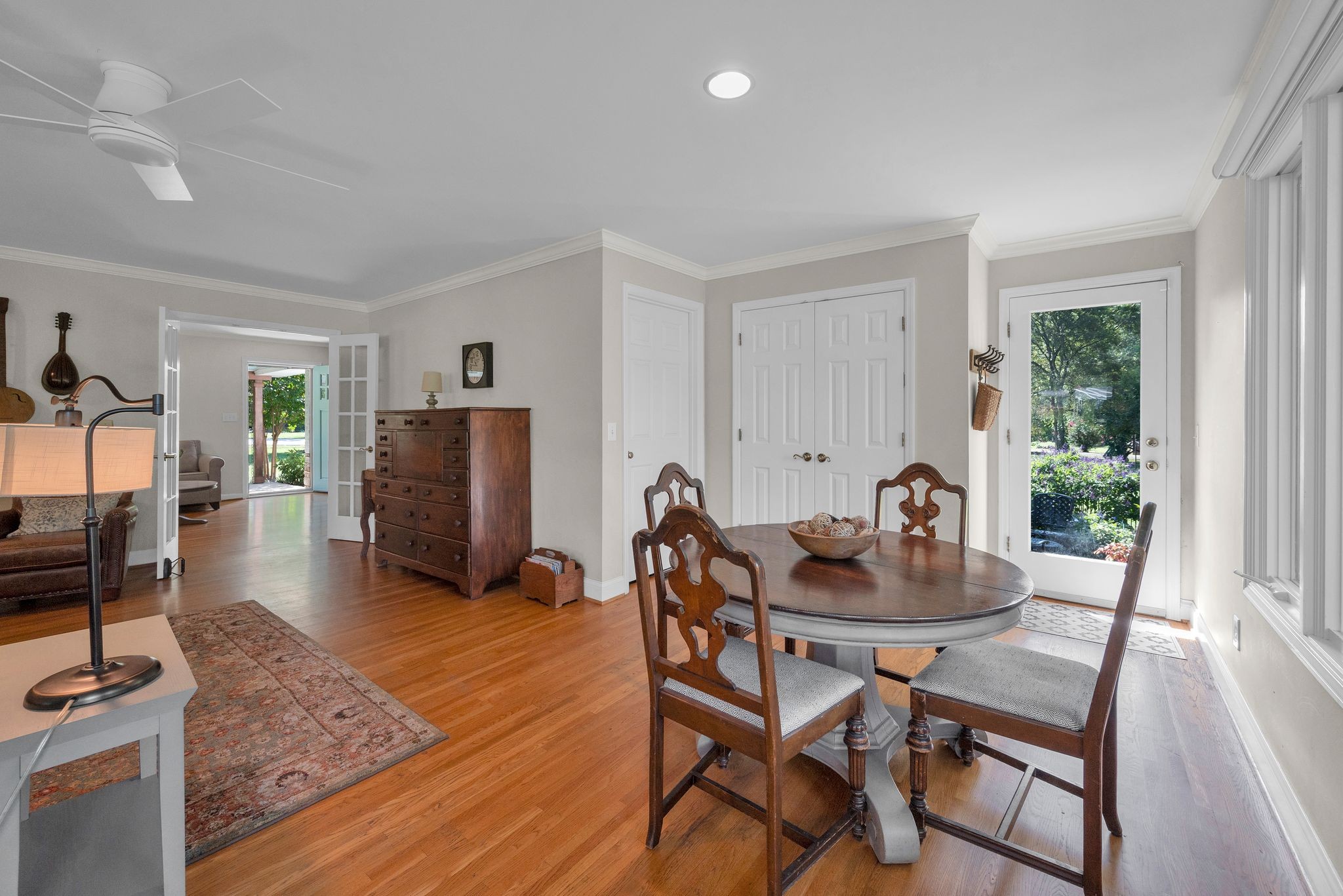5001 Stillwood Dr