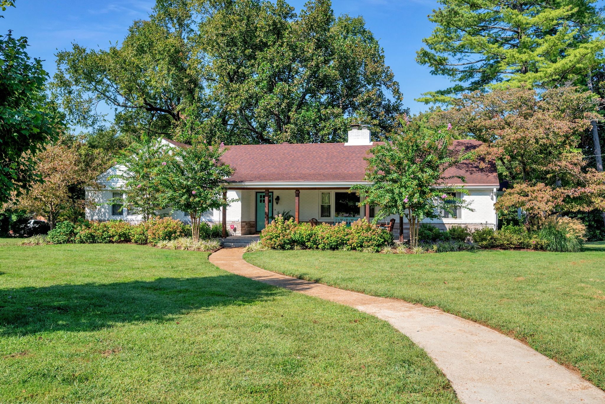 5001 Stillwood Dr