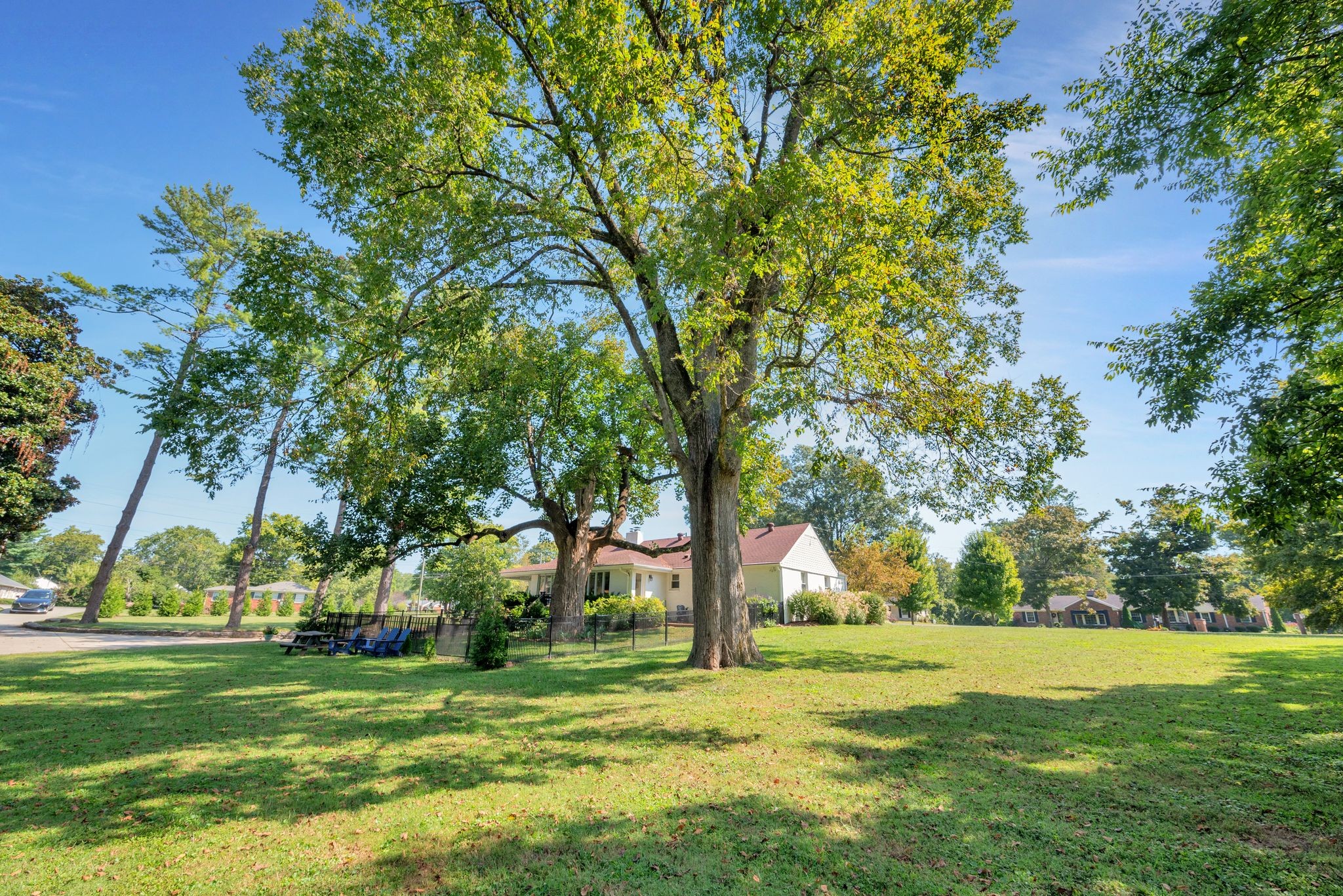5001 Stillwood Dr
