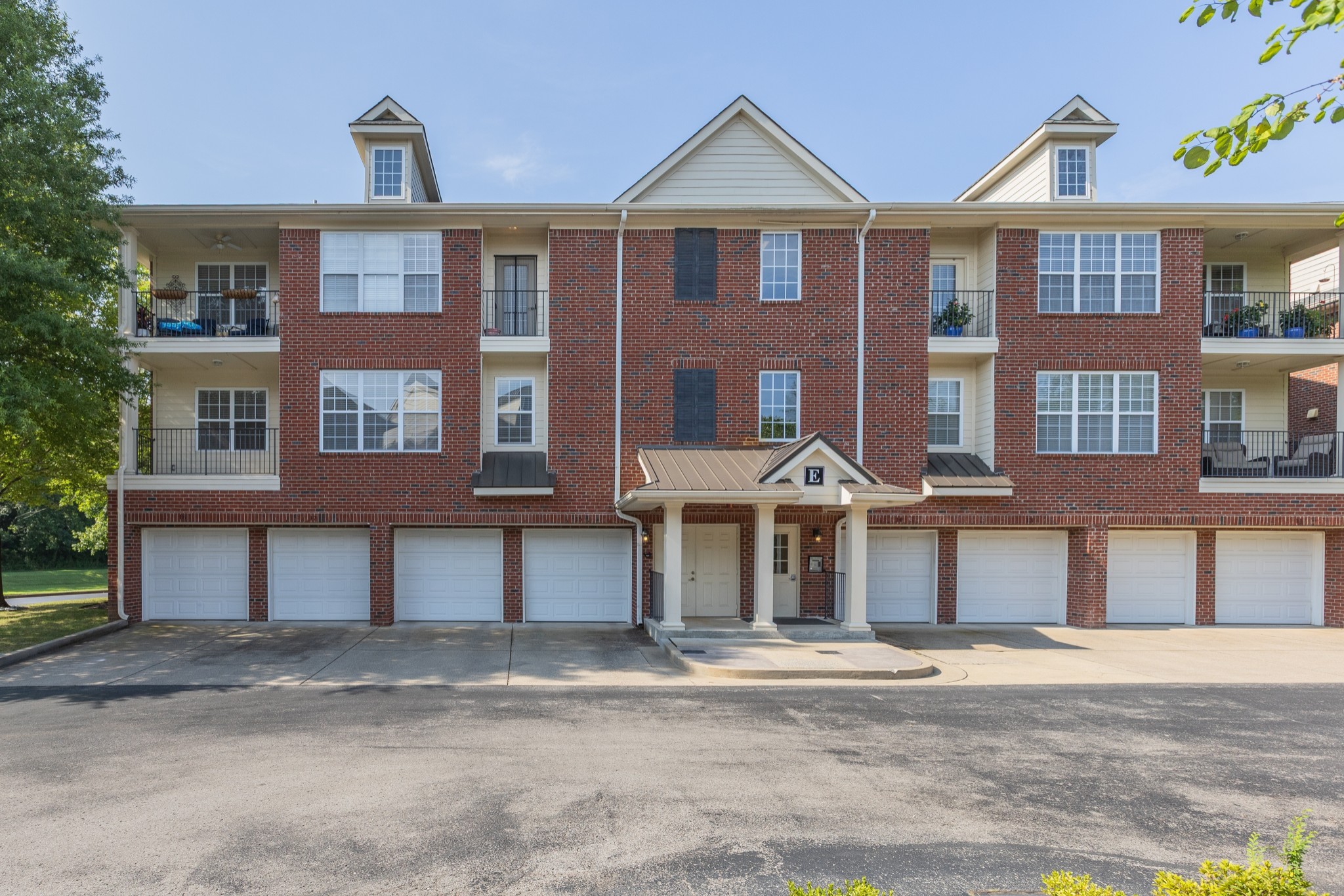 3201 Aspen Grove Dr Unit: E5