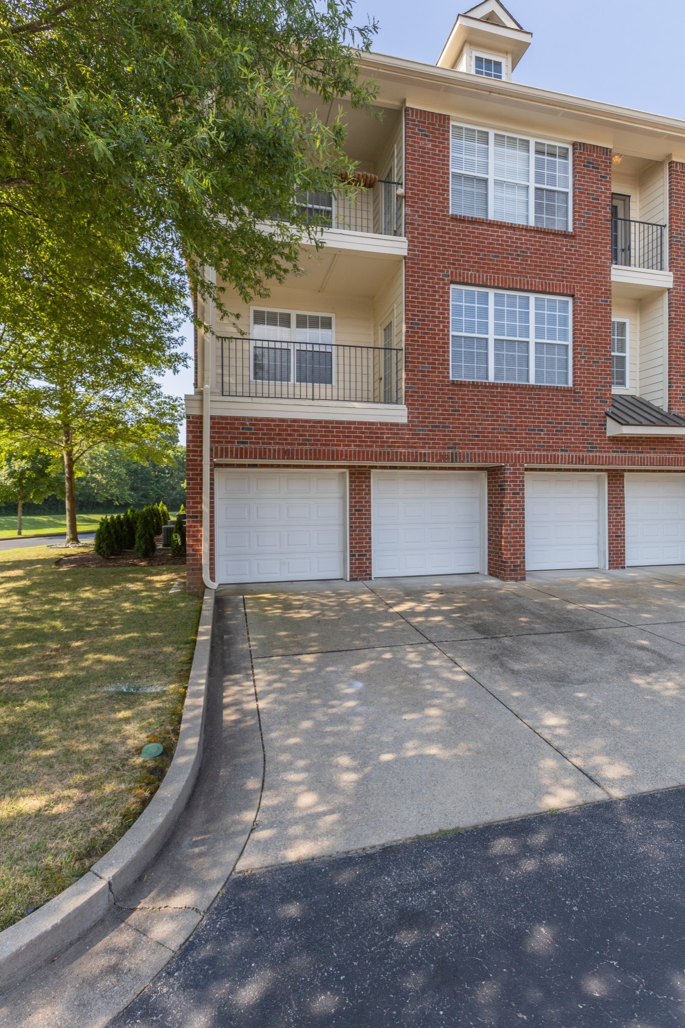 3201 Aspen Grove Dr Unit: E5