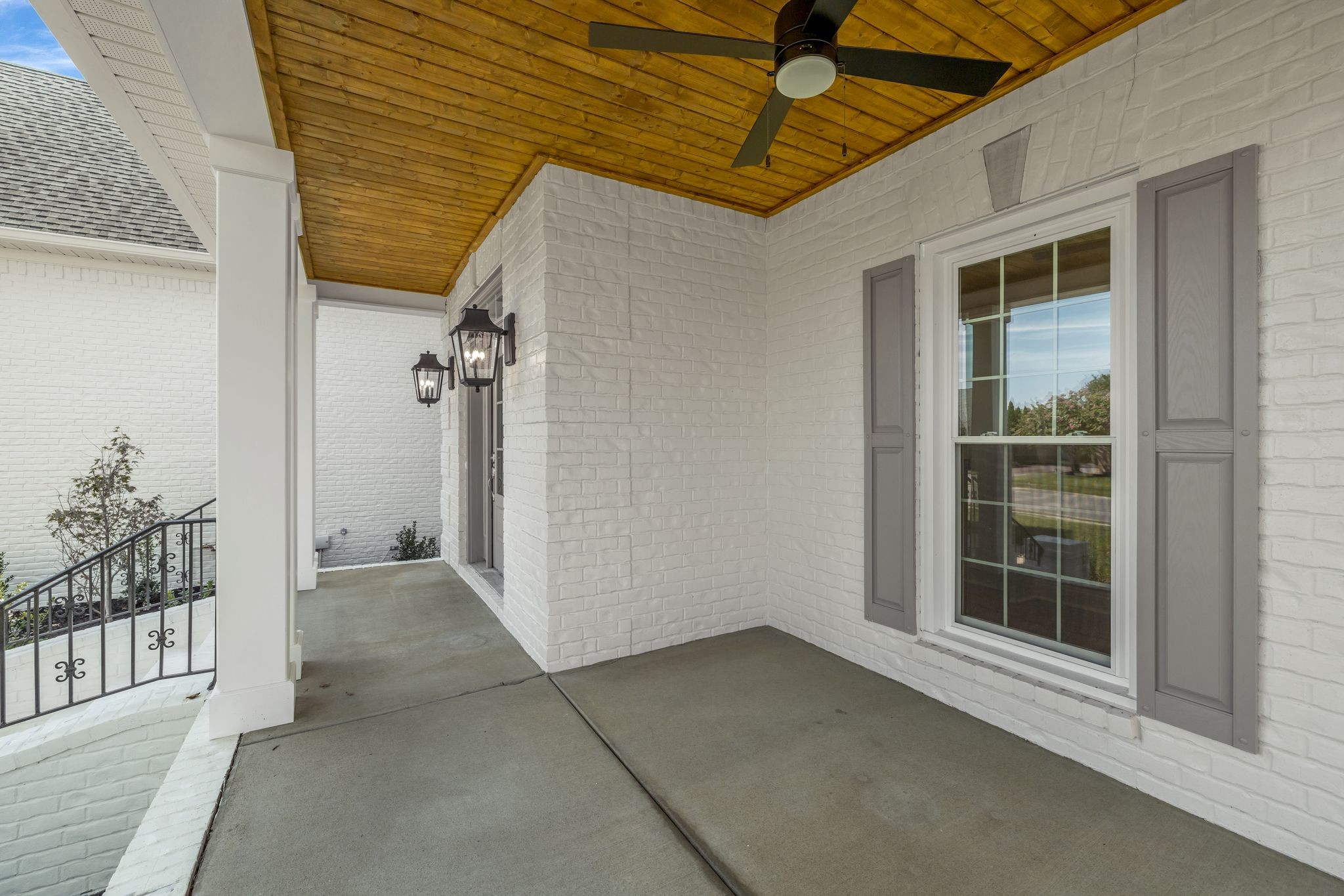 1445 Bradberry Dr