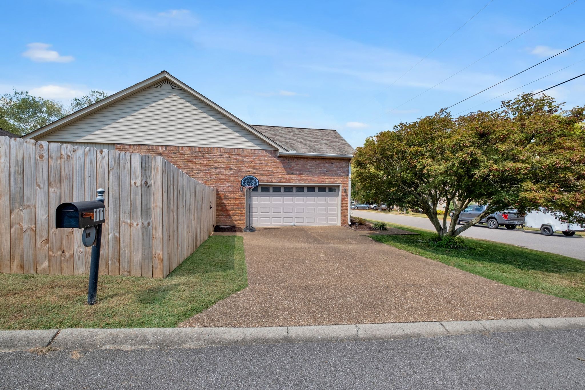 111 Cambridge Dr