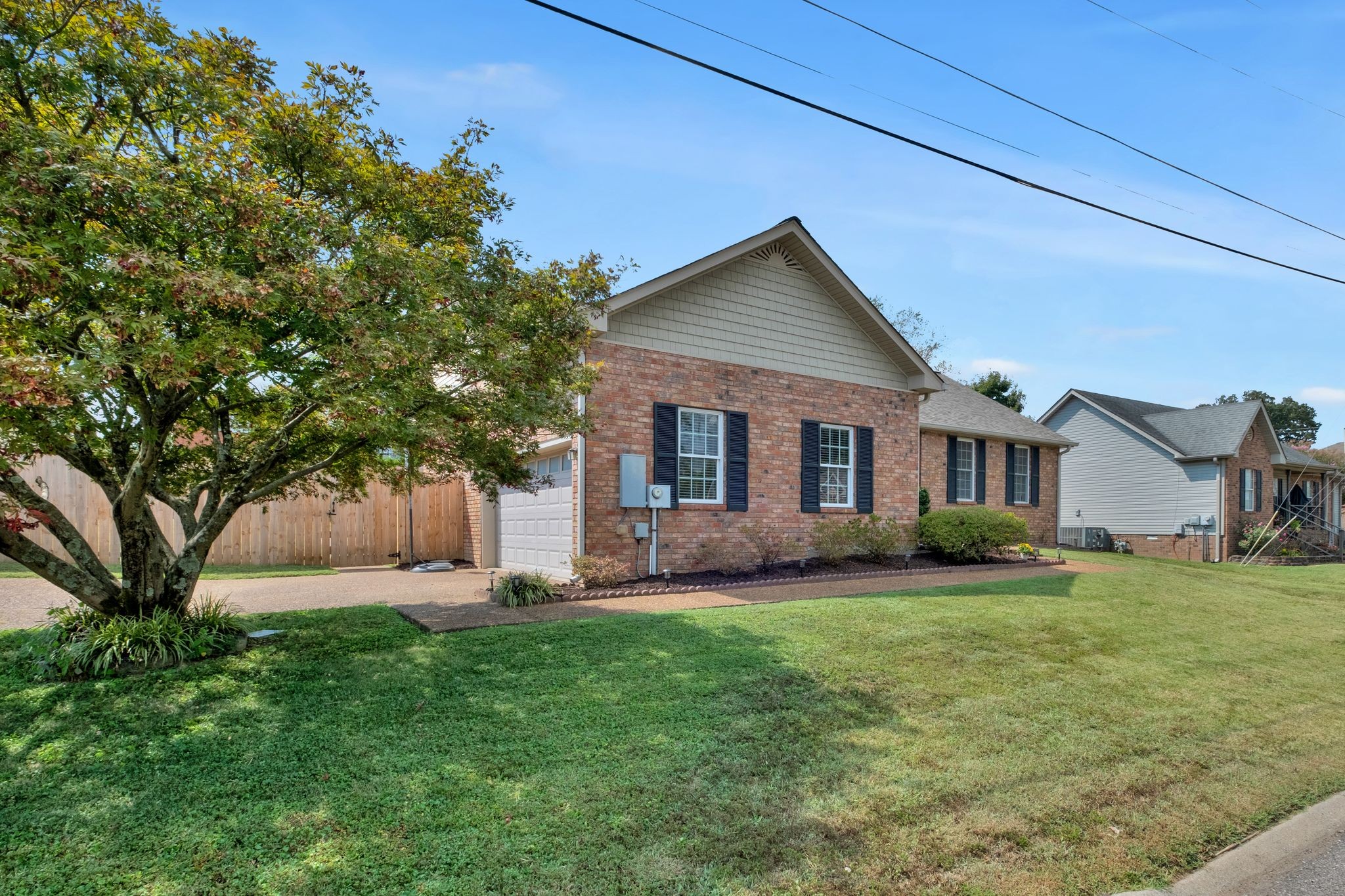 111 Cambridge Dr