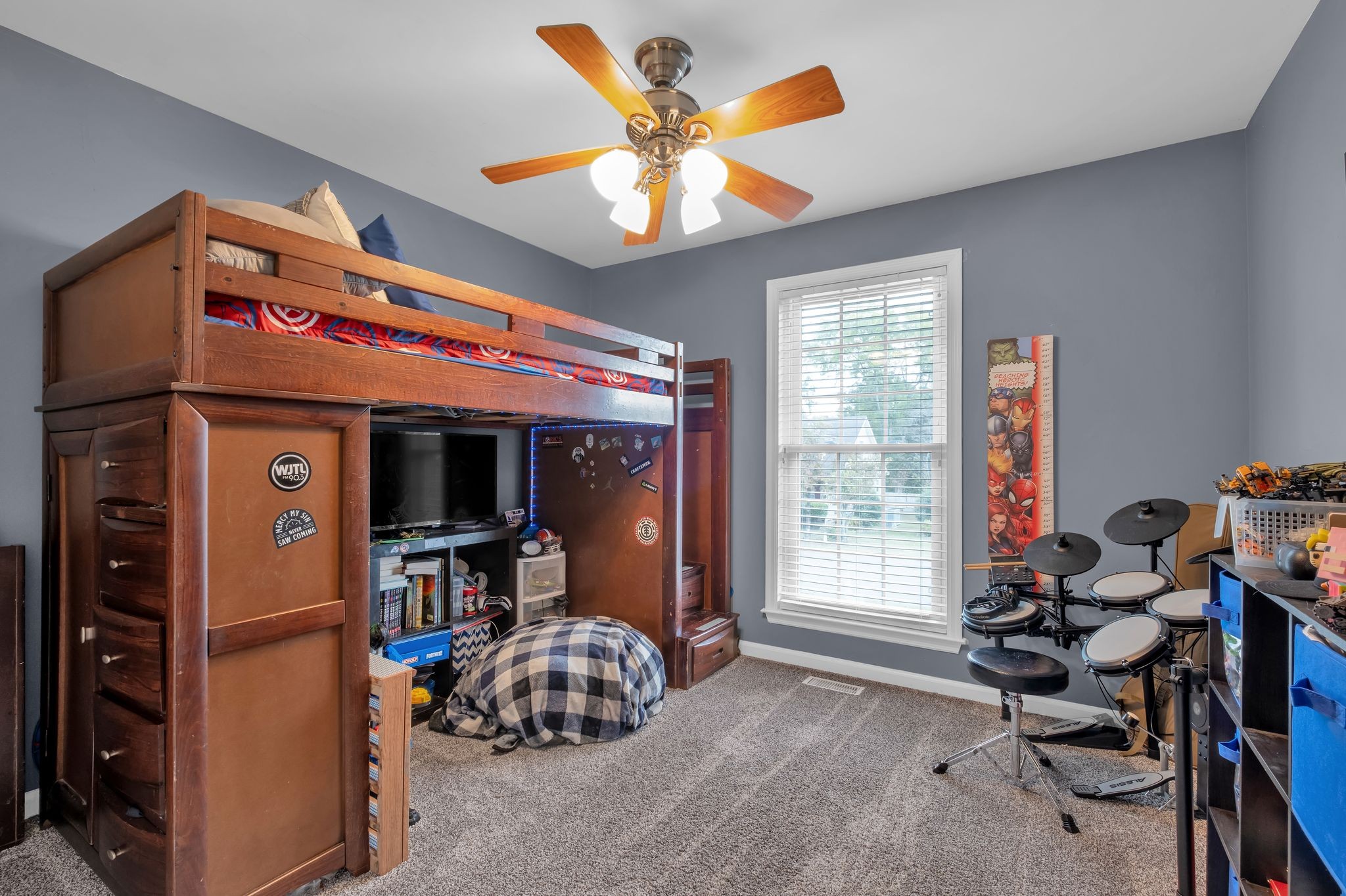111 Cambridge Dr