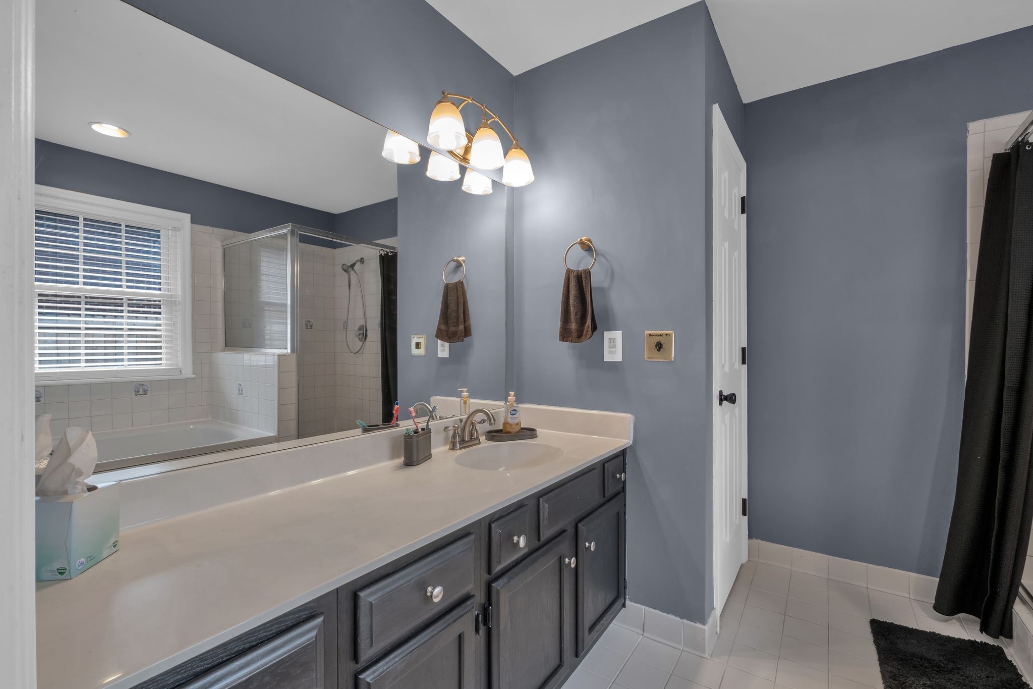 111 Cambridge Dr