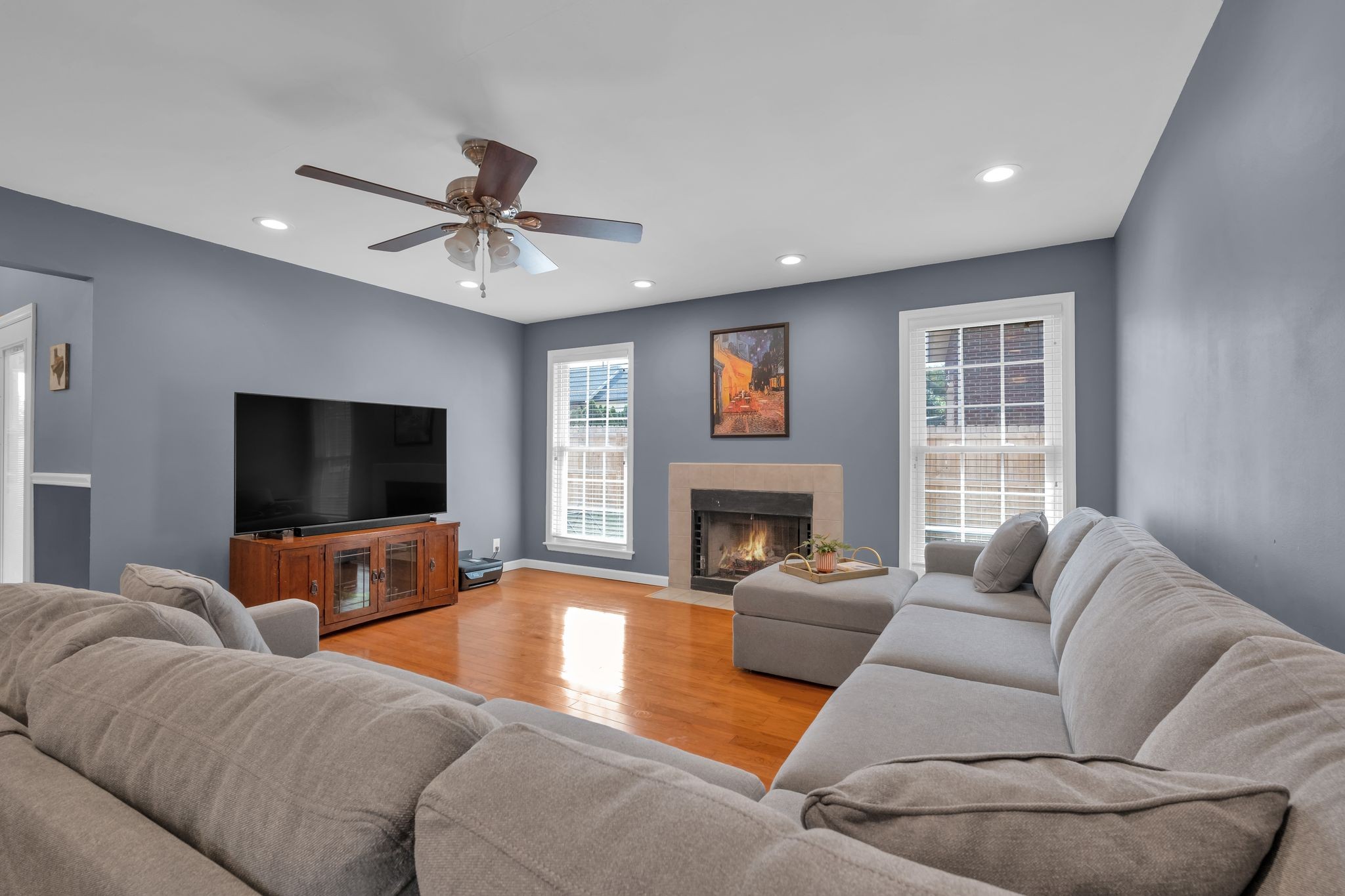 111 Cambridge Dr