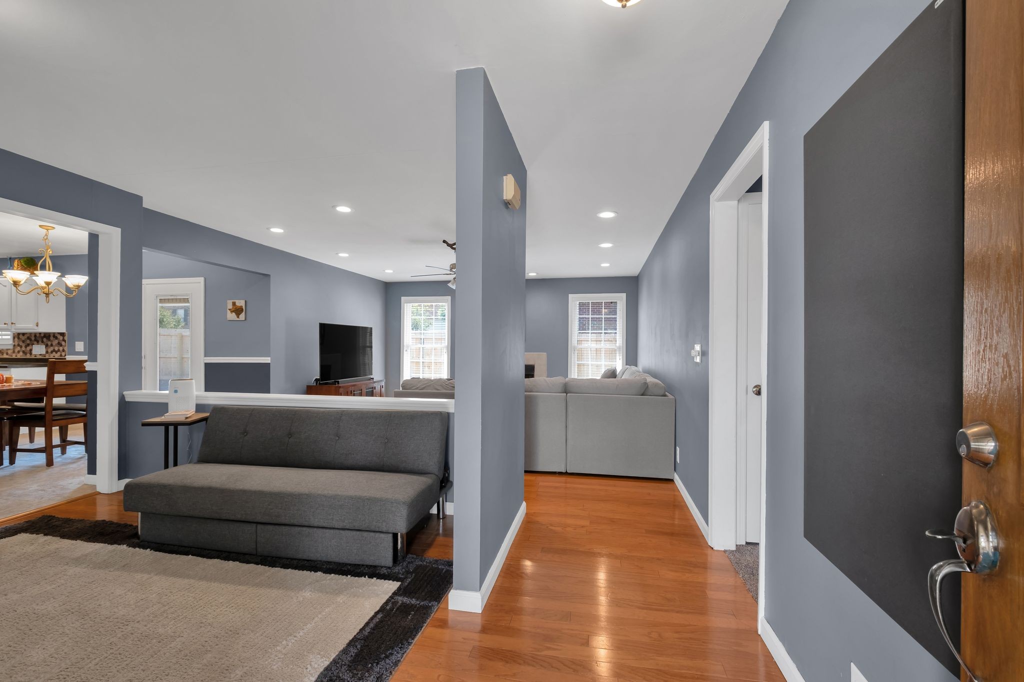 111 Cambridge Dr