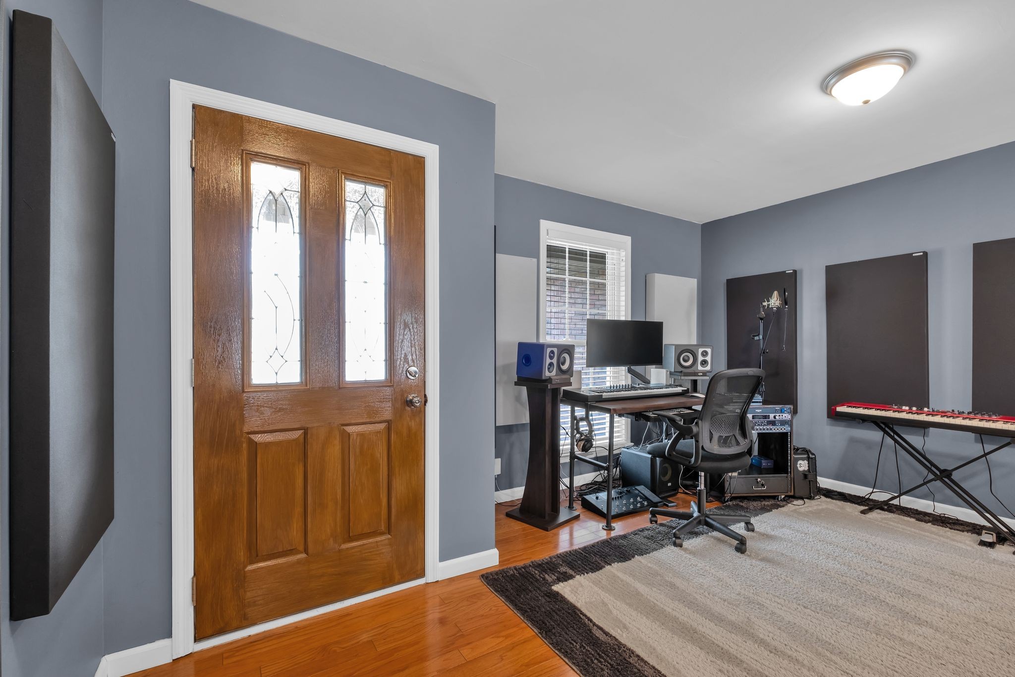 111 Cambridge Dr