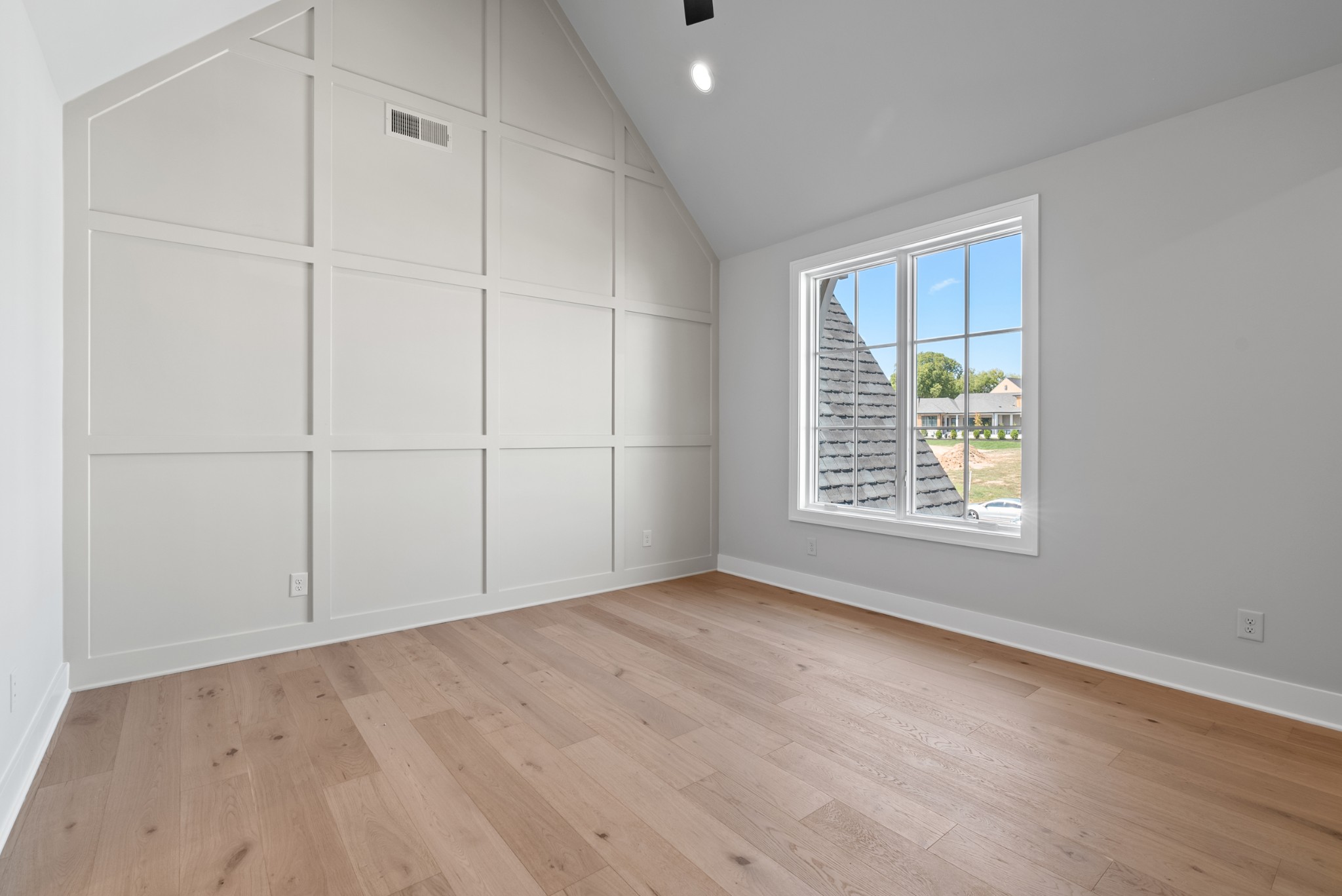 8123 Boiling Springs Pl