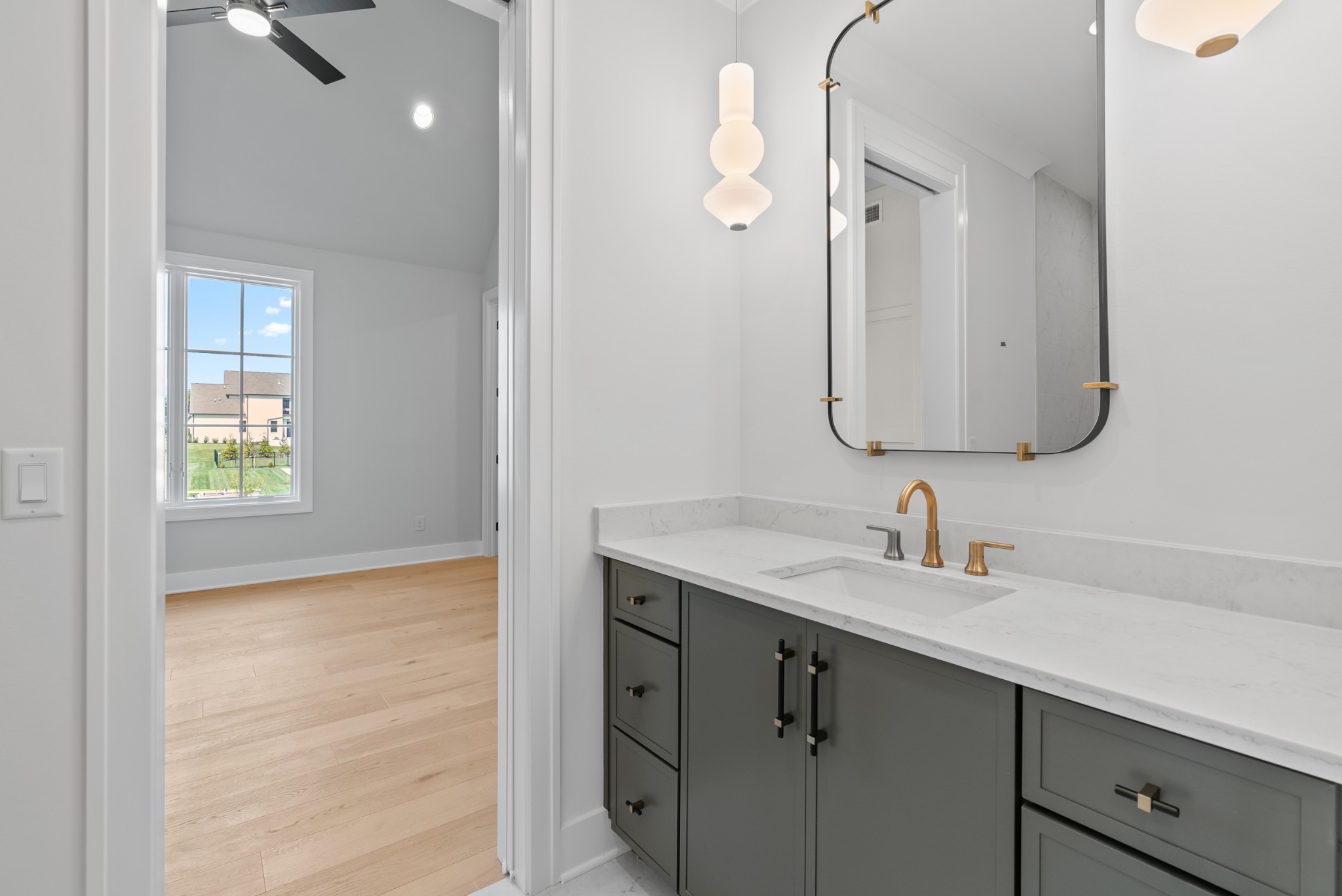 8123 Boiling Springs Pl