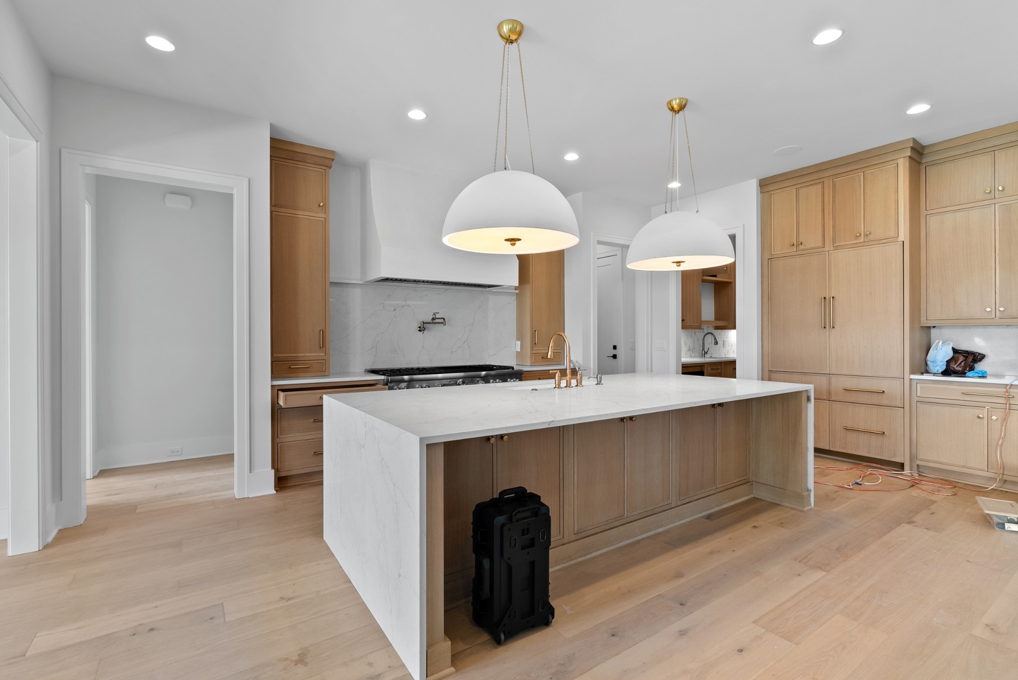 8123 Boiling Springs Pl