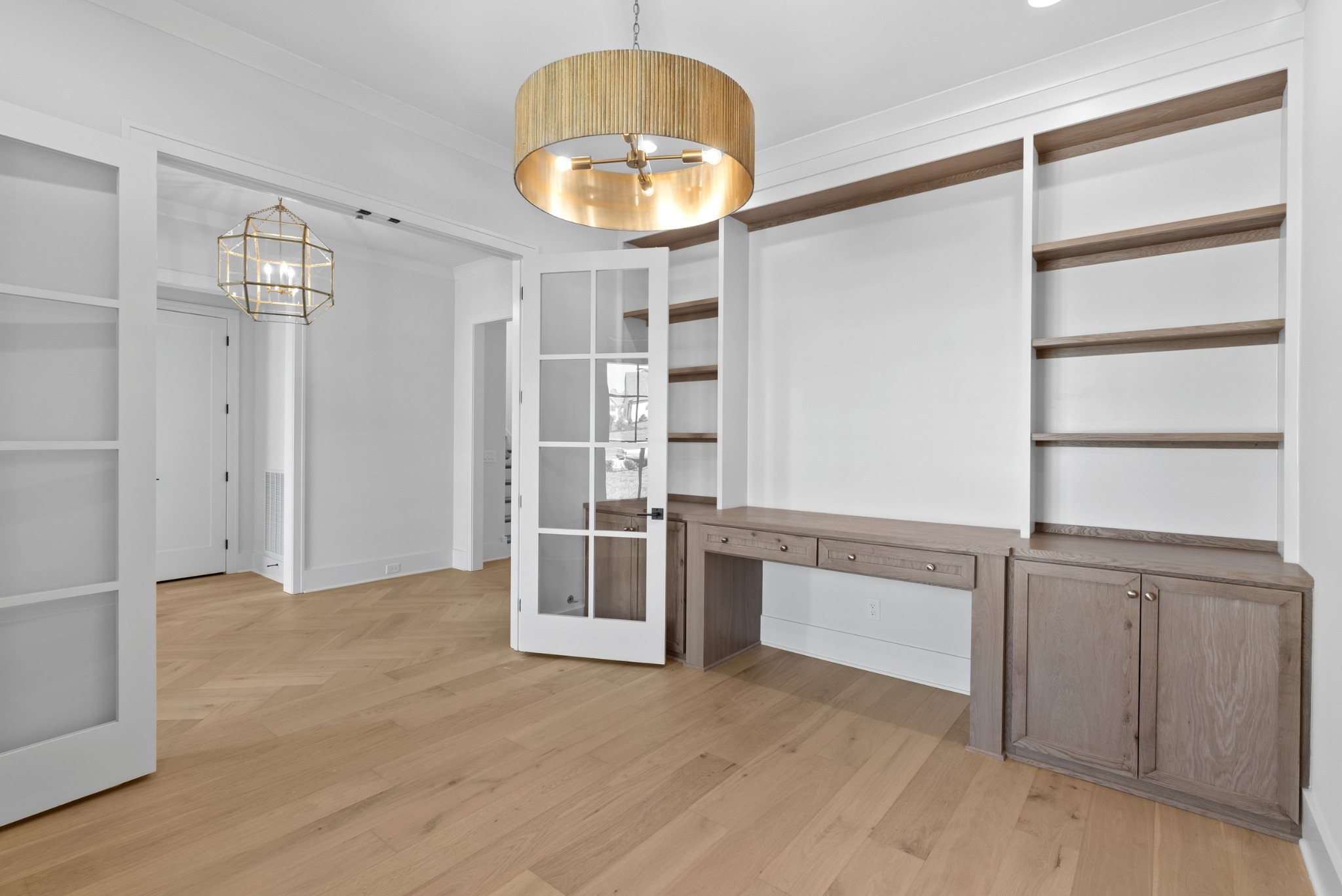 8123 Boiling Springs Pl