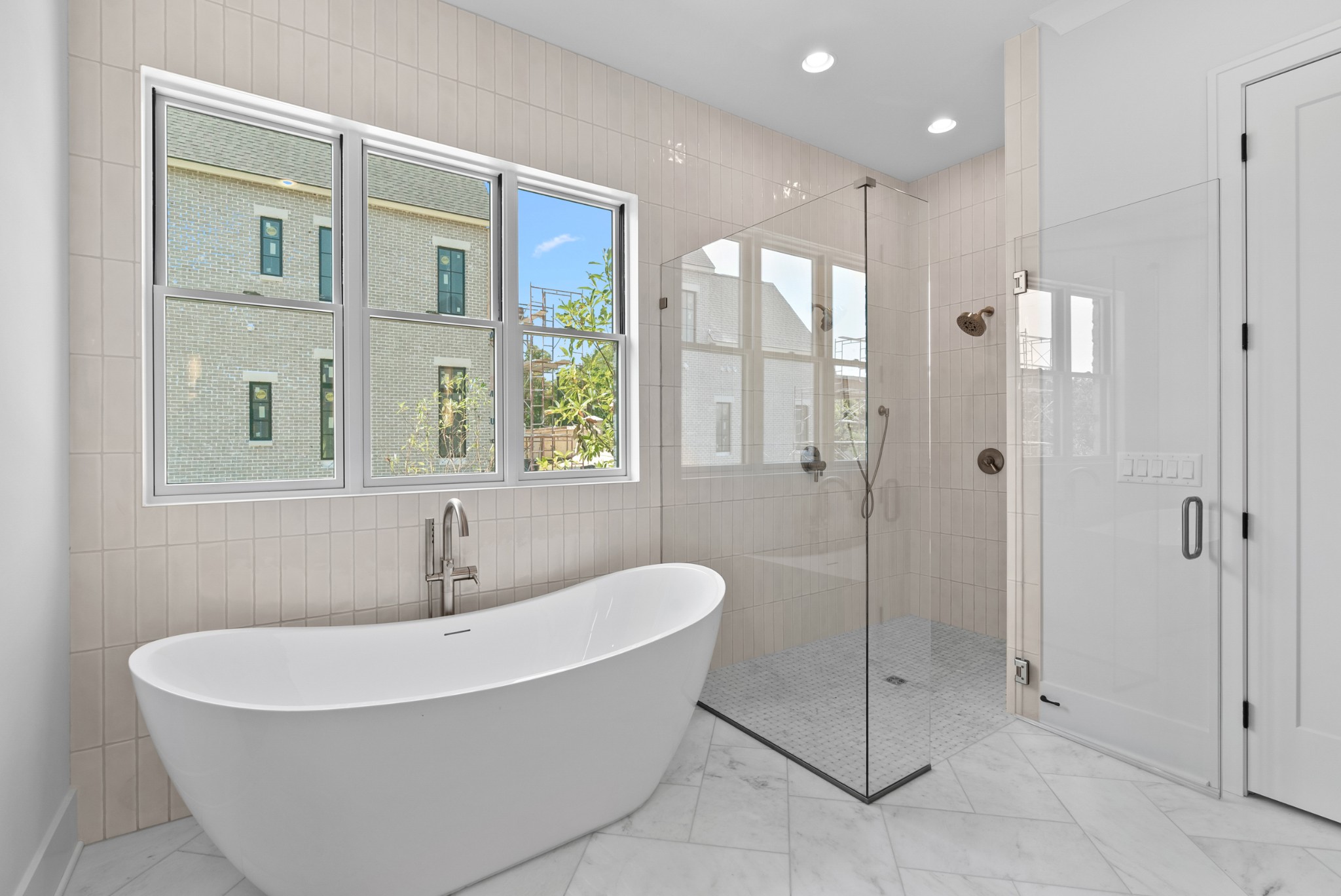 8123 Boiling Springs Pl